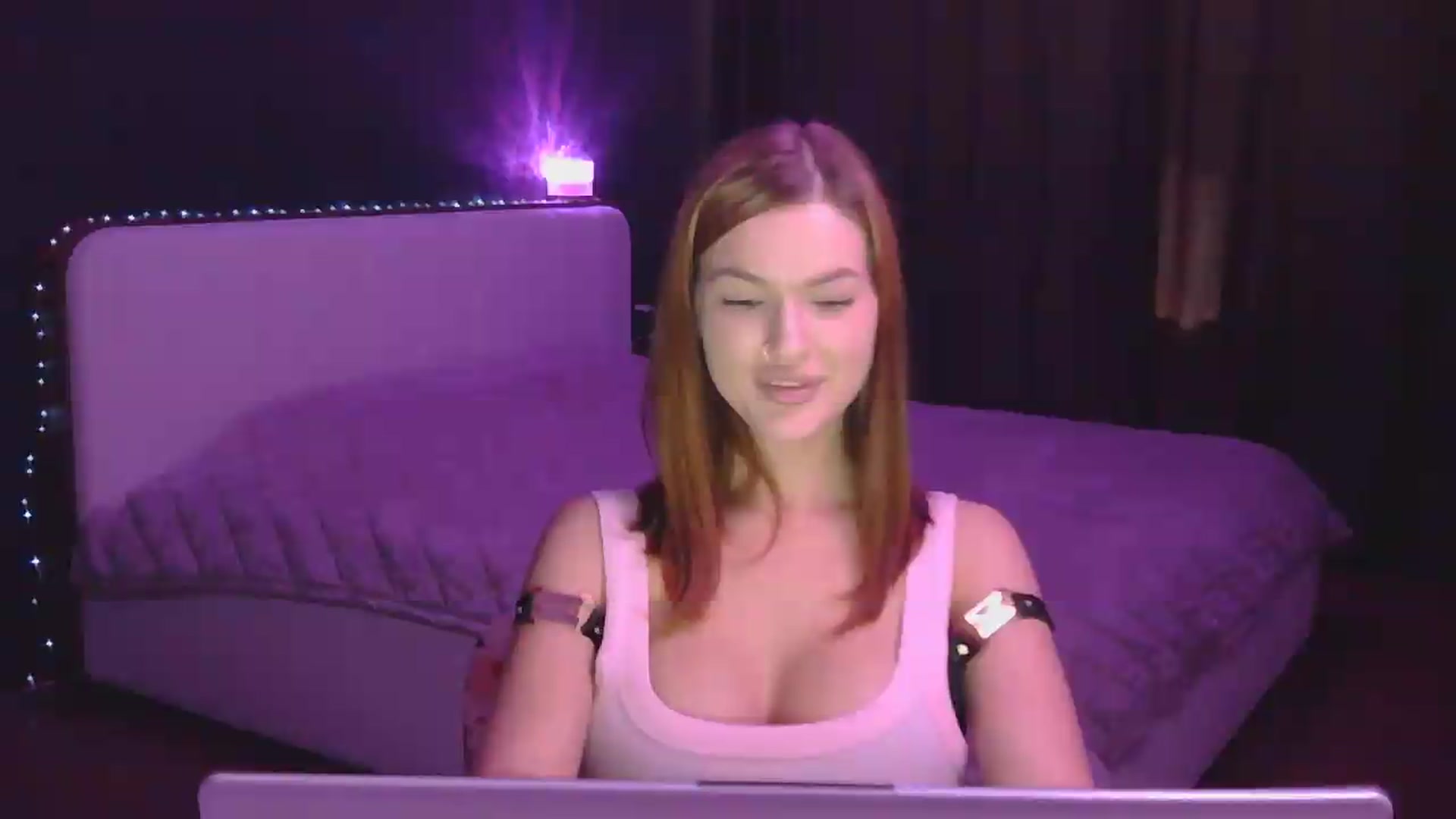Gallery image thumbnail from LexiSi's myfreecams stream on, 06/22/2026, 09:14 image 5 of 20
