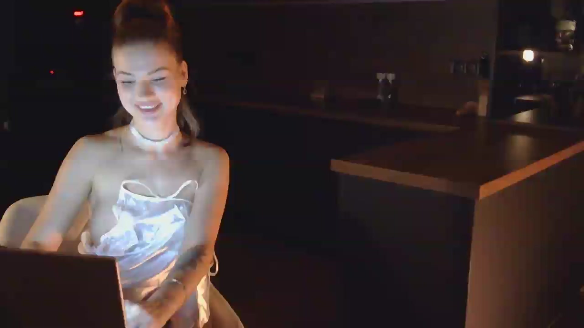 Gallery image thumbnail from LexiSi's myfreecams stream on, 06/23/2026, 23:12 image 3 of 20