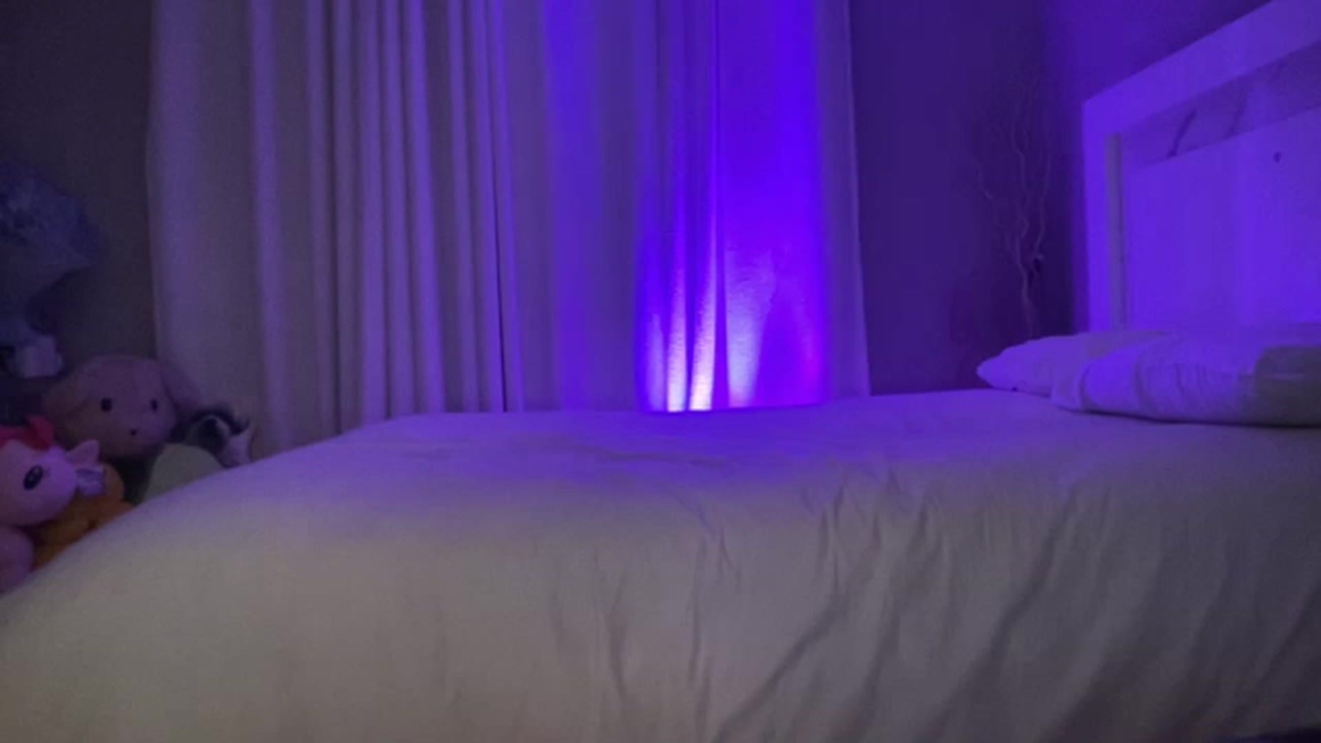 Gallery image thumbnail from LexiVixi's myfreecams stream on, 11/23/2022, 07:34 image 2 of 20