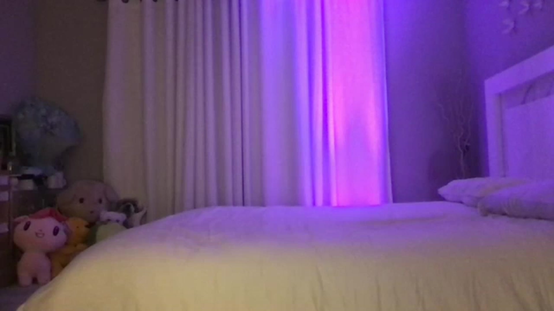 Gallery image thumbnail from LexiVixi's myfreecams stream on, 02/02/2023, 12:36 image 19 of 20