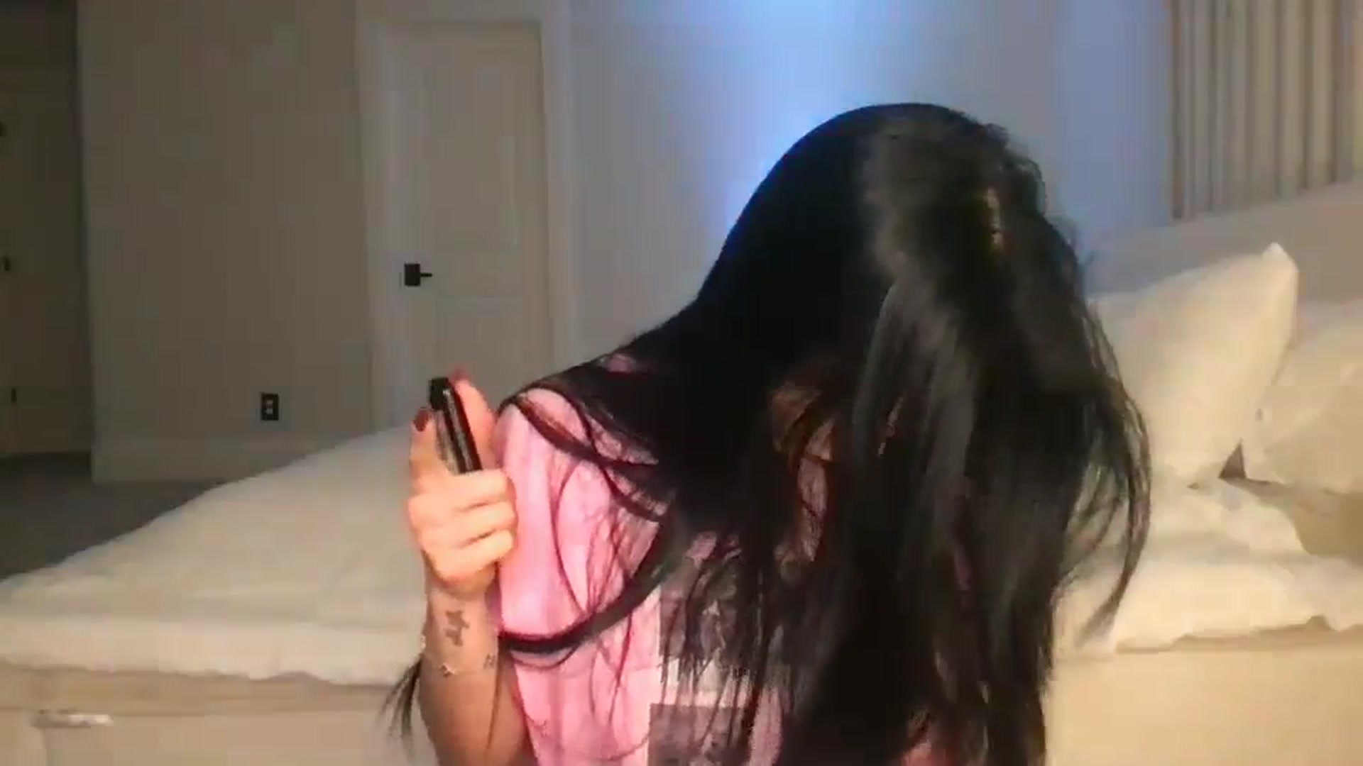 Gallery image thumbnail from LexiVixi's myfreecams stream on, 03/29/2025, 09:34 image 20 of 20