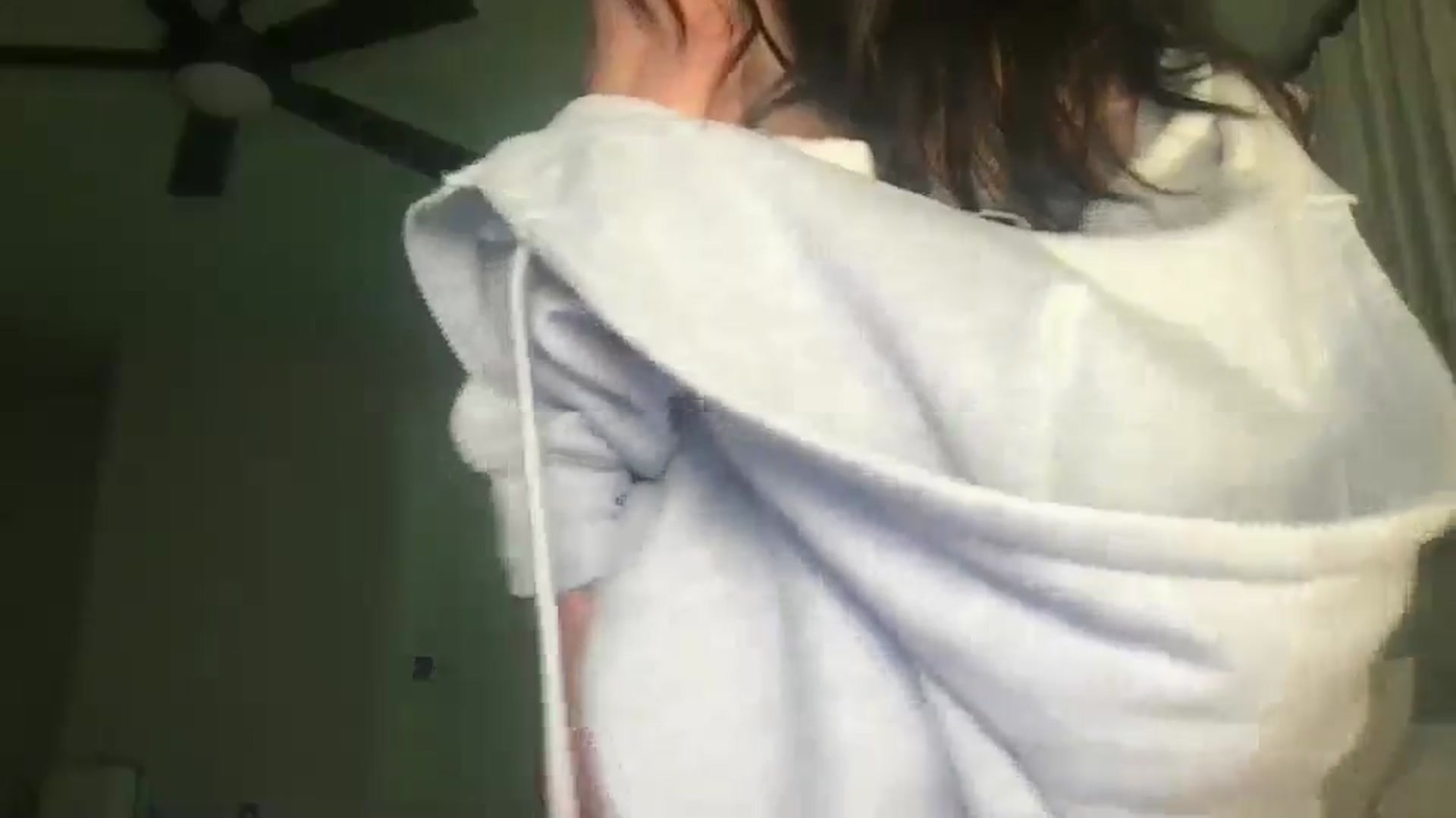 Gallery image thumbnail from LexiVixi's myfreecams stream on, 05/18/2025, 10:00 image 18 of 20