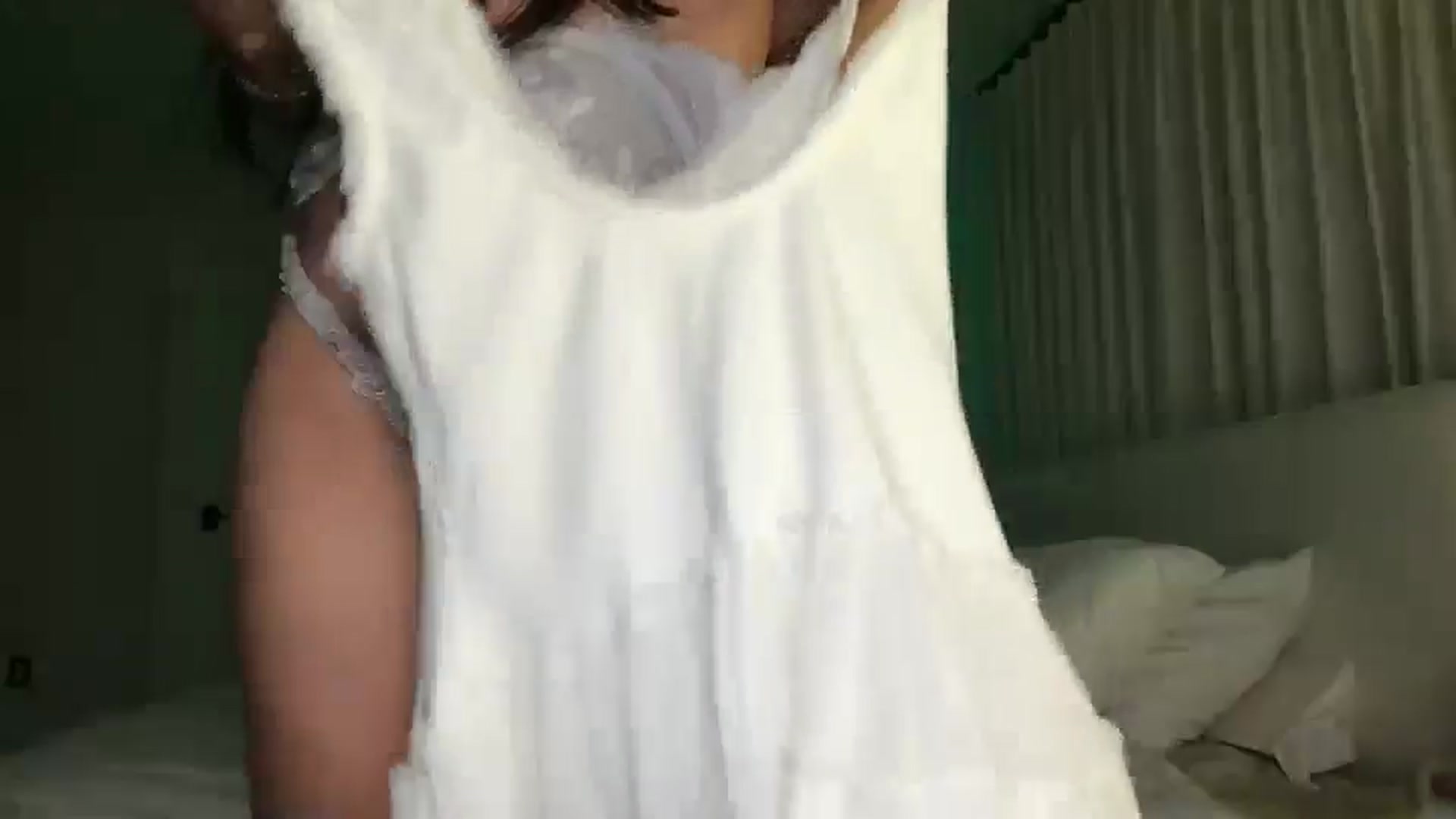 Gallery image thumbnail from LexiVixi's myfreecams stream on, 05/25/2025, 10:52 image 18 of 20
