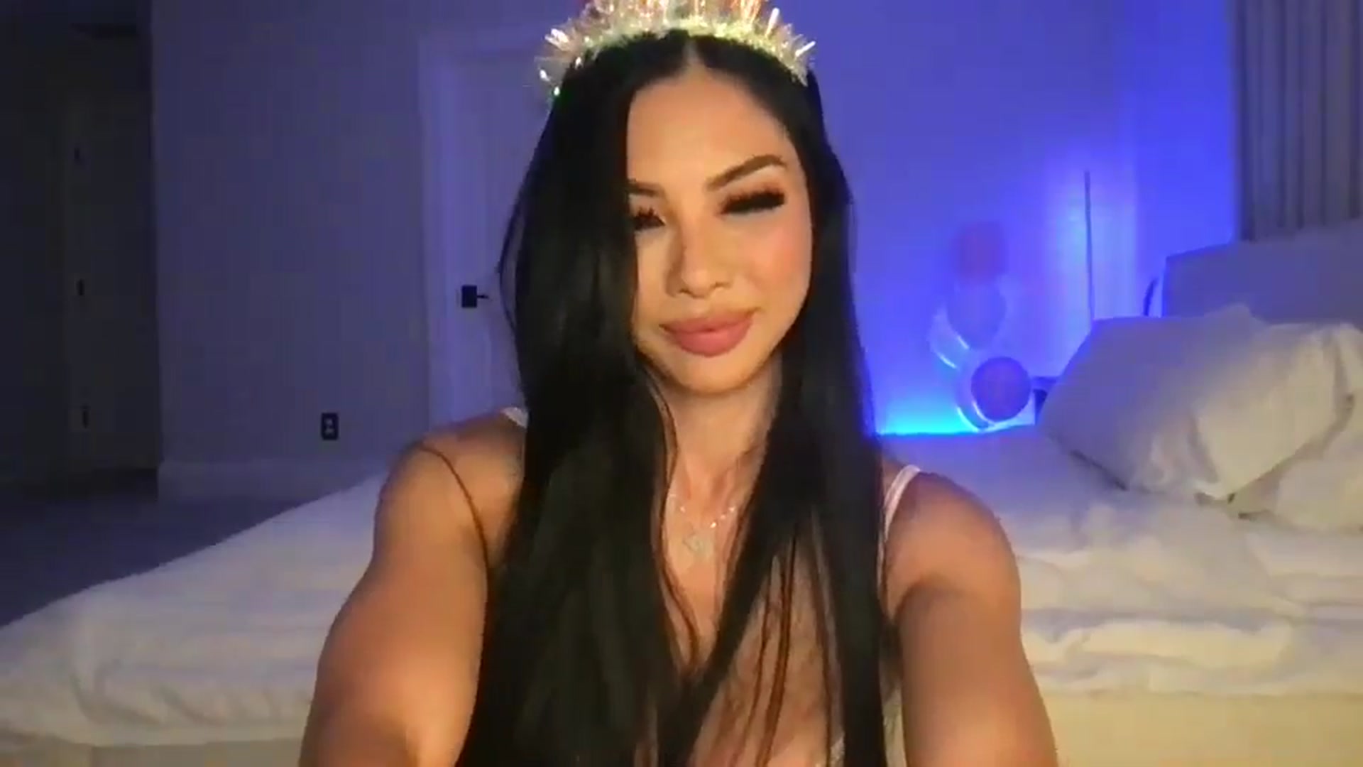 Gallery image thumbnail from LexiVixi's myfreecams stream on, 09/27/2025, 08:31 image 13 of 20