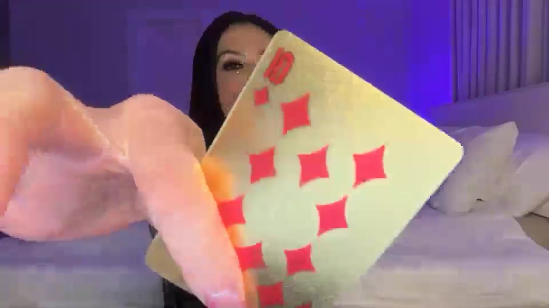 Gallery image thumbnail from LexiVixi's myfreecams stream on, 12/31/2025, 11:41 image 3 of 20