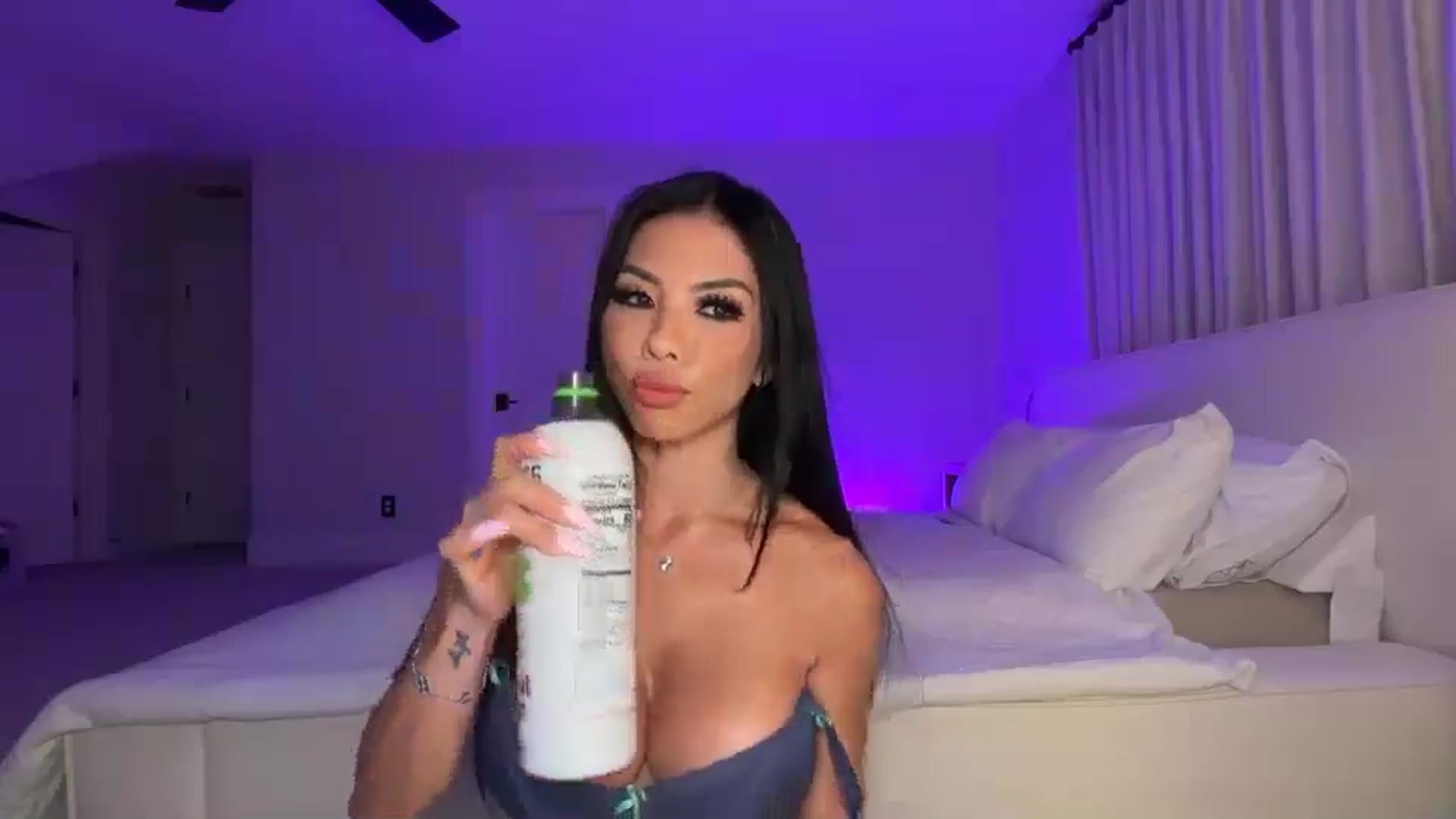 Gallery image thumbnail from LexiVixi's myfreecams stream on, 05/02/2026, 09:09 image 7 of 20