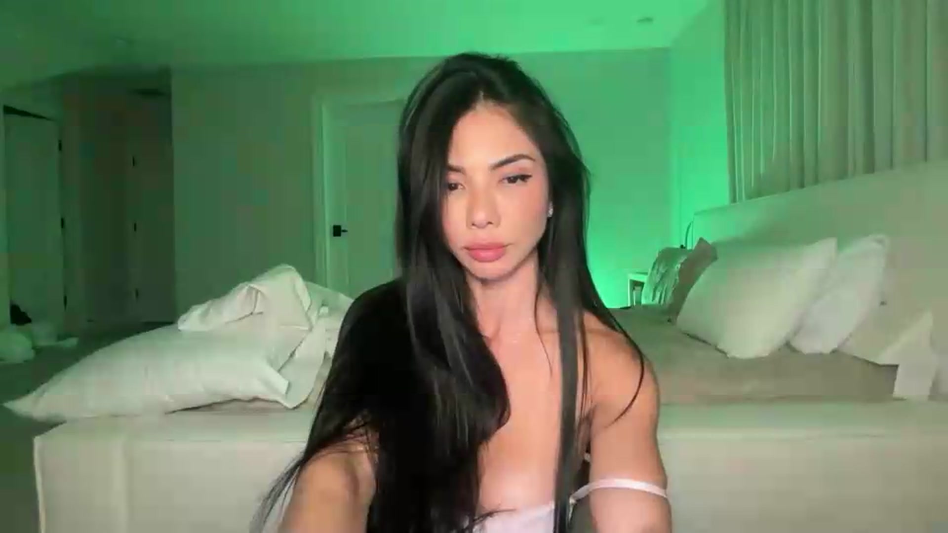 Gallery image thumbnail from LexiVixi's myfreecams stream on, 05/23/2026, 09:43 image 15 of 20