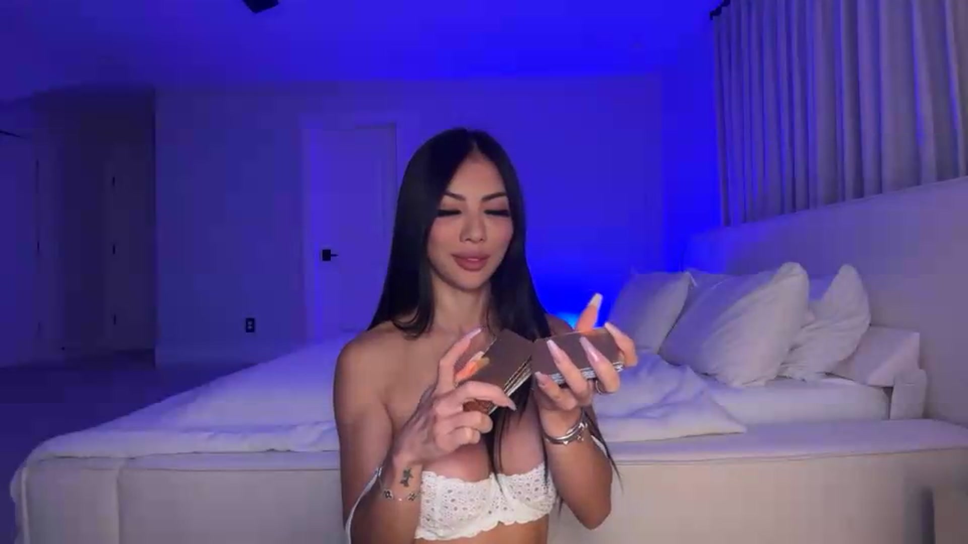 Gallery image thumbnail from LexiVixi's myfreecams stream on, 08/02/2026, 10:37 image 19 of 20