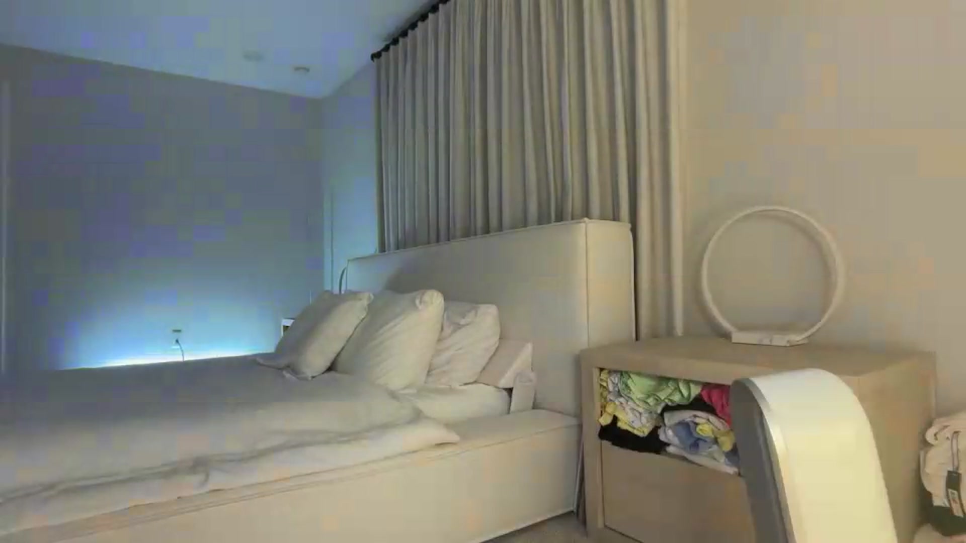 Gallery image thumbnail from LexiVixi's myfreecams stream on, 08/07/2026, 09:19 image 20 of 20