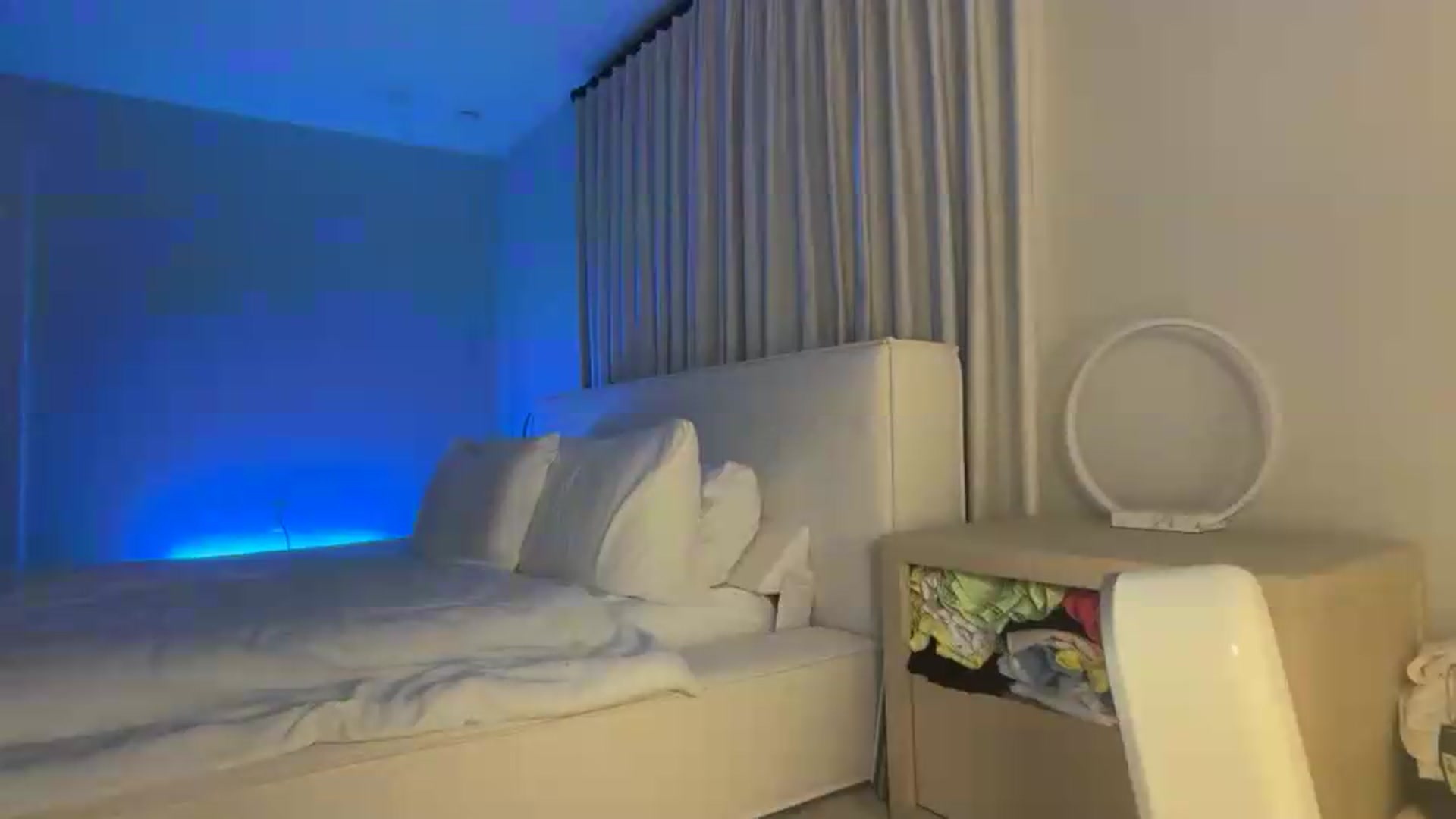 Gallery image thumbnail from LexiVixi's myfreecams stream on, 08/08/2026, 07:59 image 18 of 20