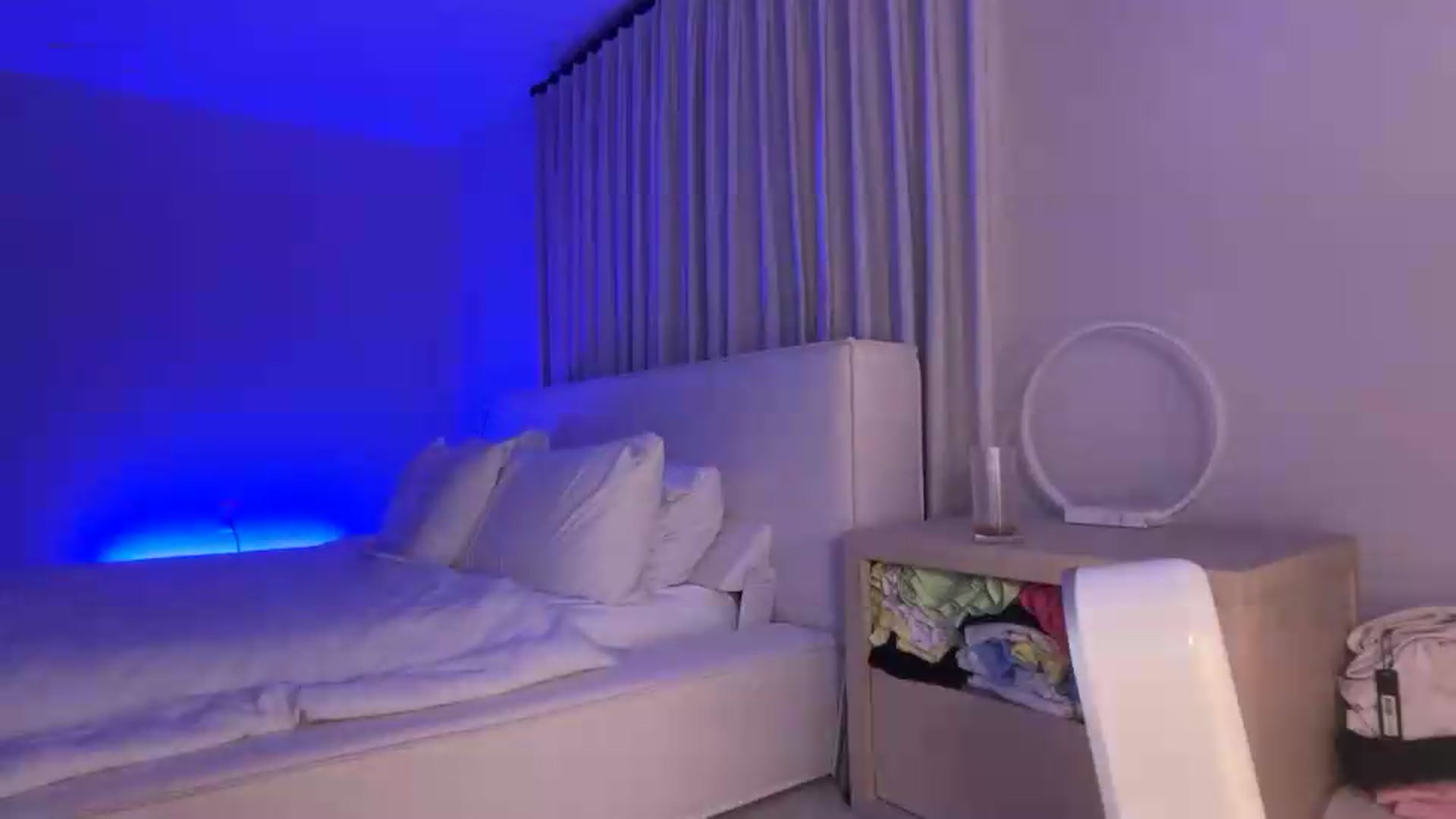 Gallery image thumbnail from LexiVixi's myfreecams stream on, 08/10/2026, 07:12 image 14 of 20