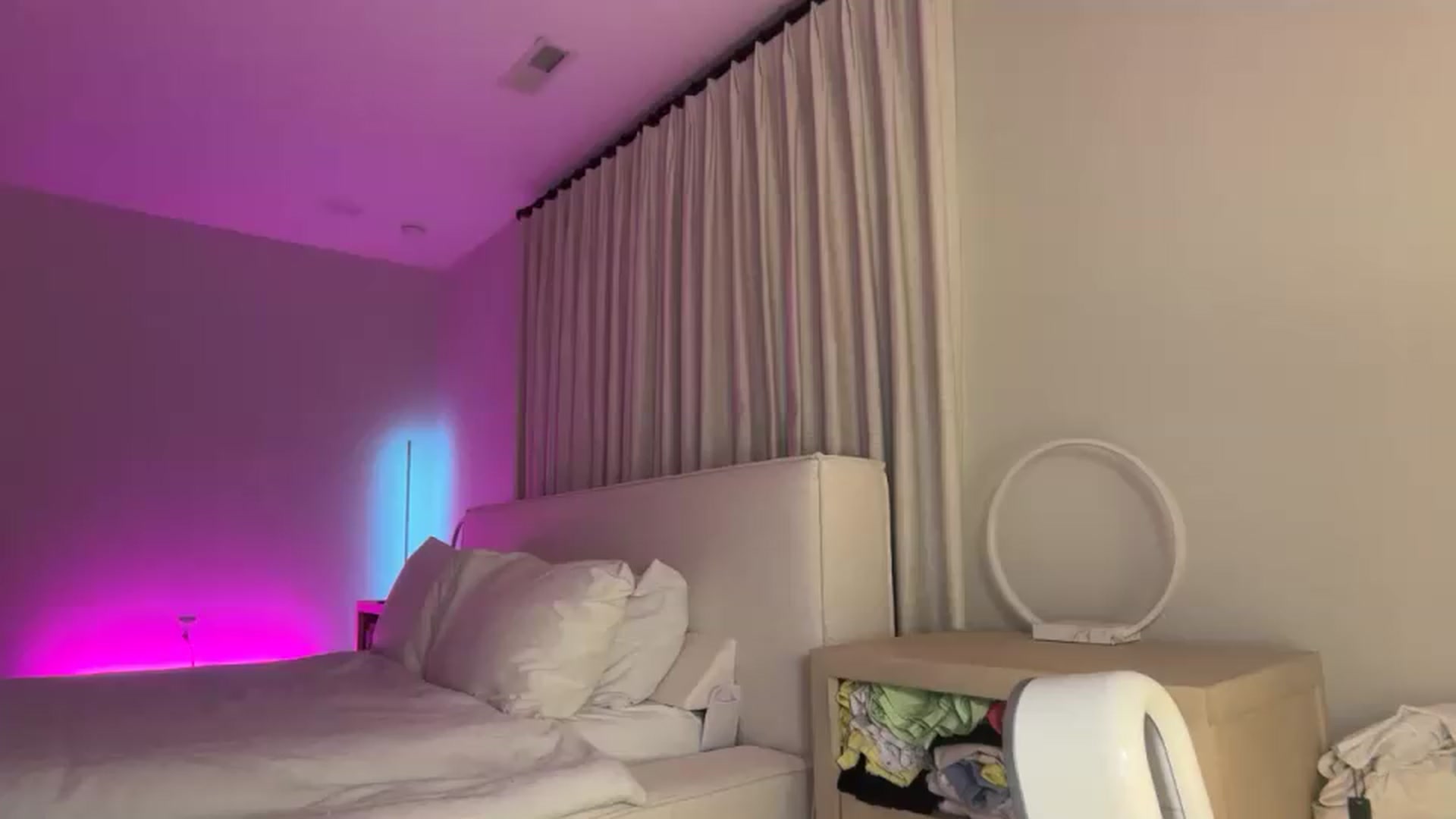 Gallery image thumbnail from LexiVixi's myfreecams stream on, 08/15/2026, 09:48 image 8 of 20