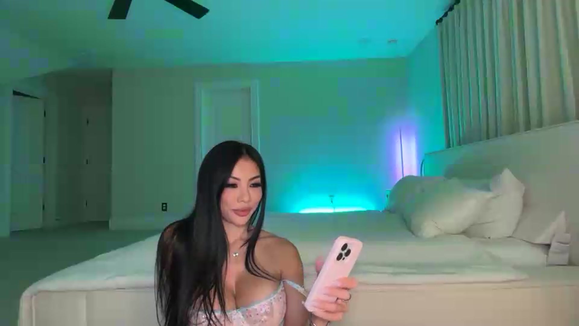 Gallery image thumbnail from LexiVixi's myfreecams stream on, 08/29/2026, 07:23 image 6 of 20