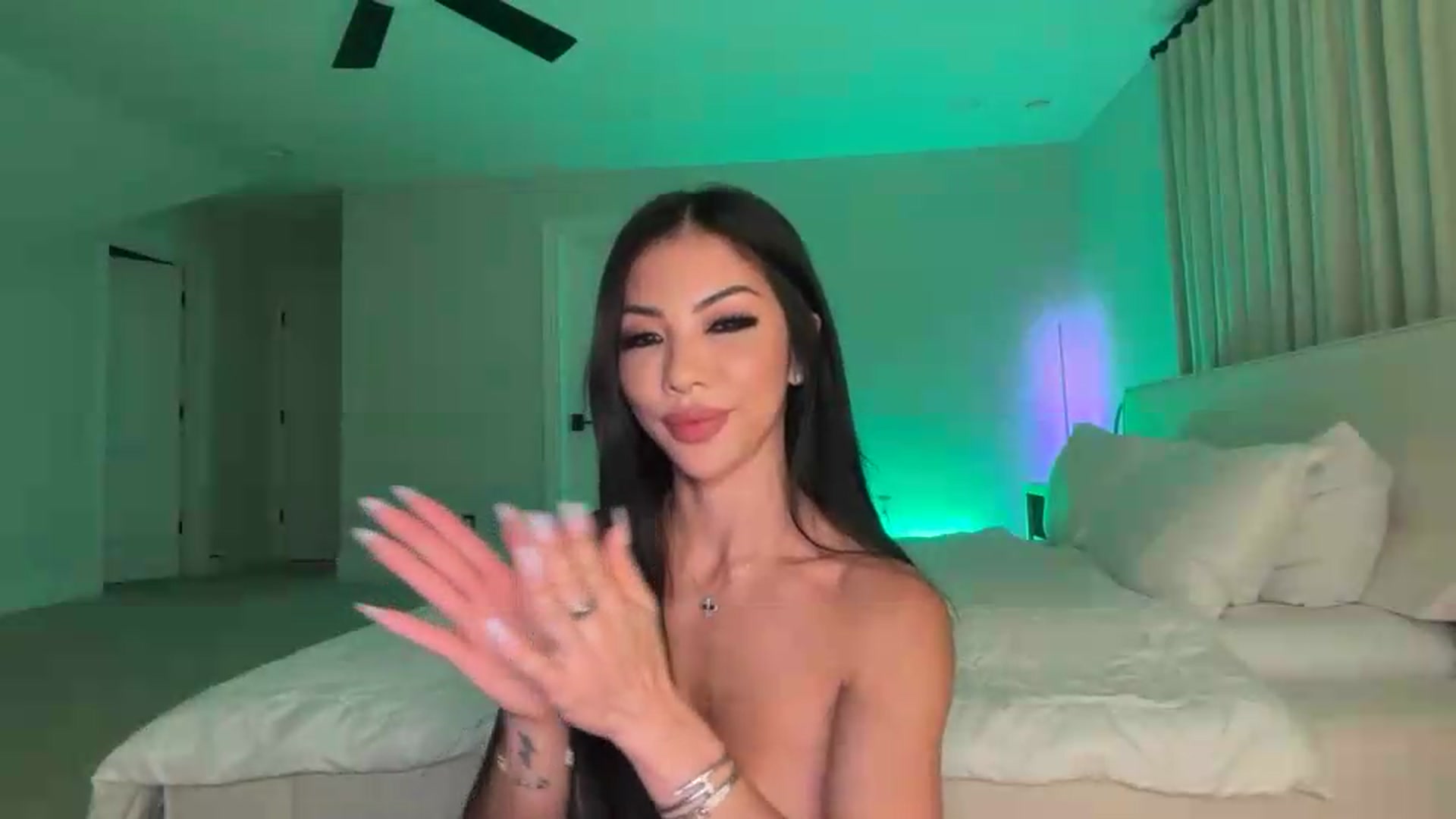 Gallery image thumbnail from LexiVixi's myfreecams stream on, 08/30/2026, 07:04 image 12 of 20