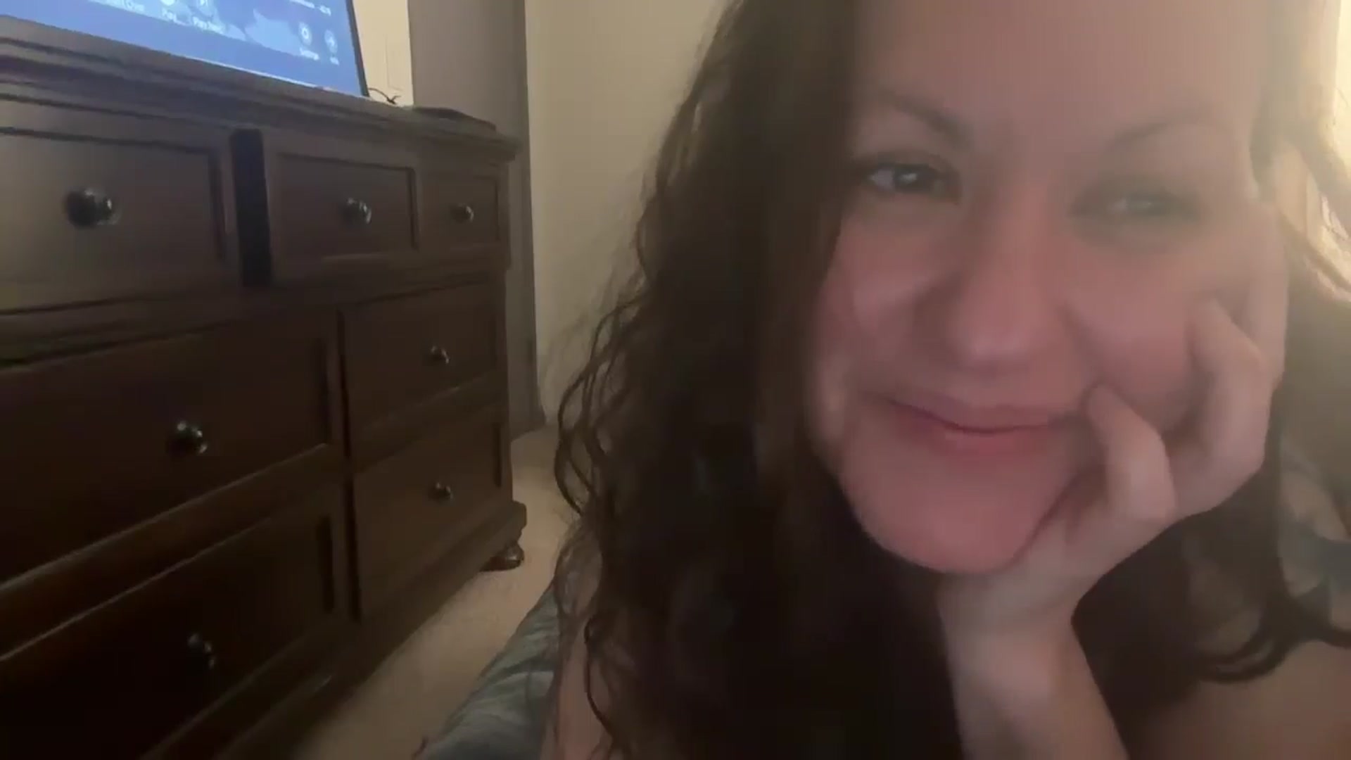 Gallery image thumbnail from Lexi_86's myfreecams stream on, 03/02/2025, 14:24 image 11 of 20