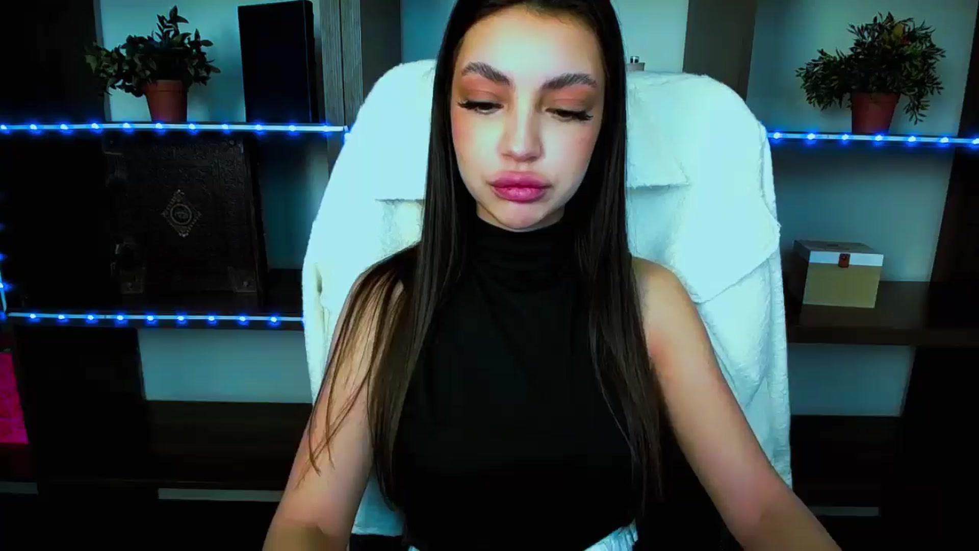 Gallery image thumbnail from Lexi_Jos's myfreecams stream on, 04/19/2025, 13:27 image 5 of 20