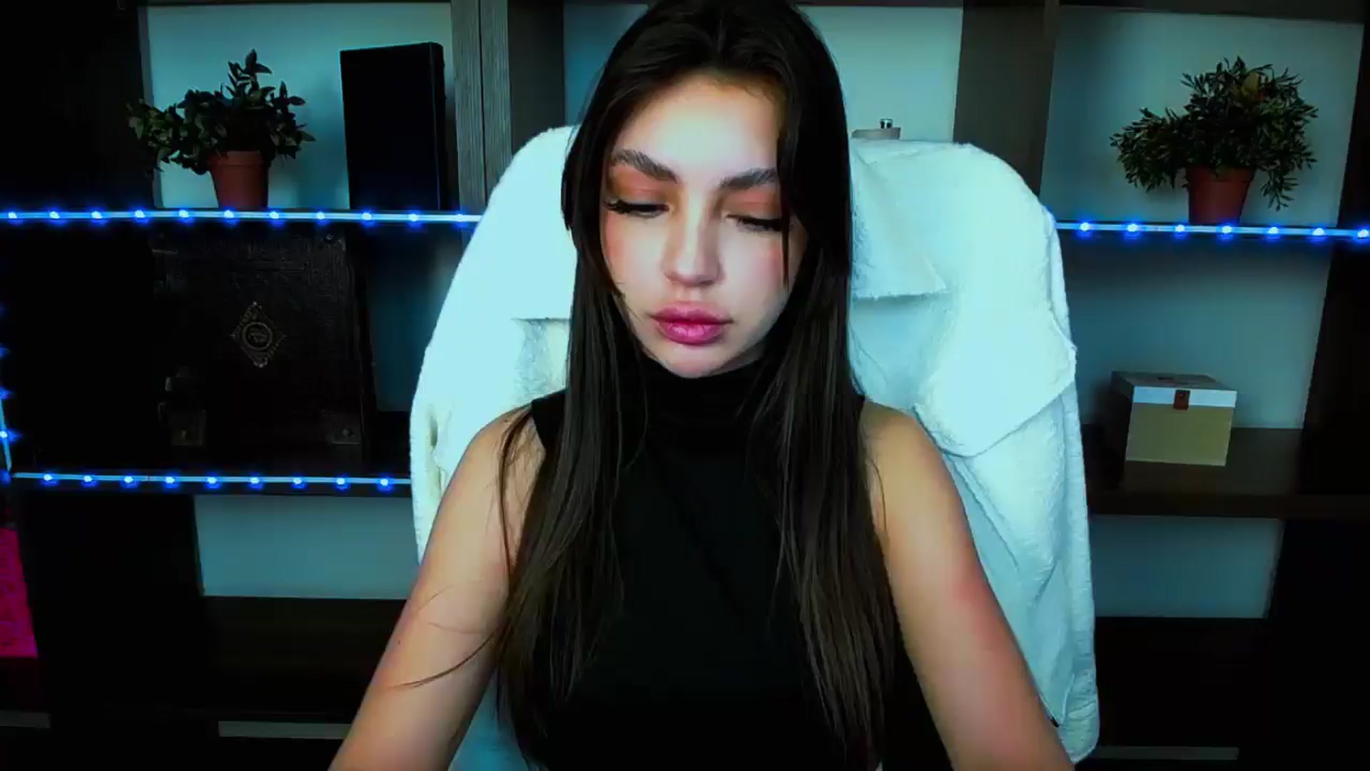 Gallery image thumbnail from Lexi_Jos's myfreecams stream on, 04/19/2025, 13:27 image 13 of 20