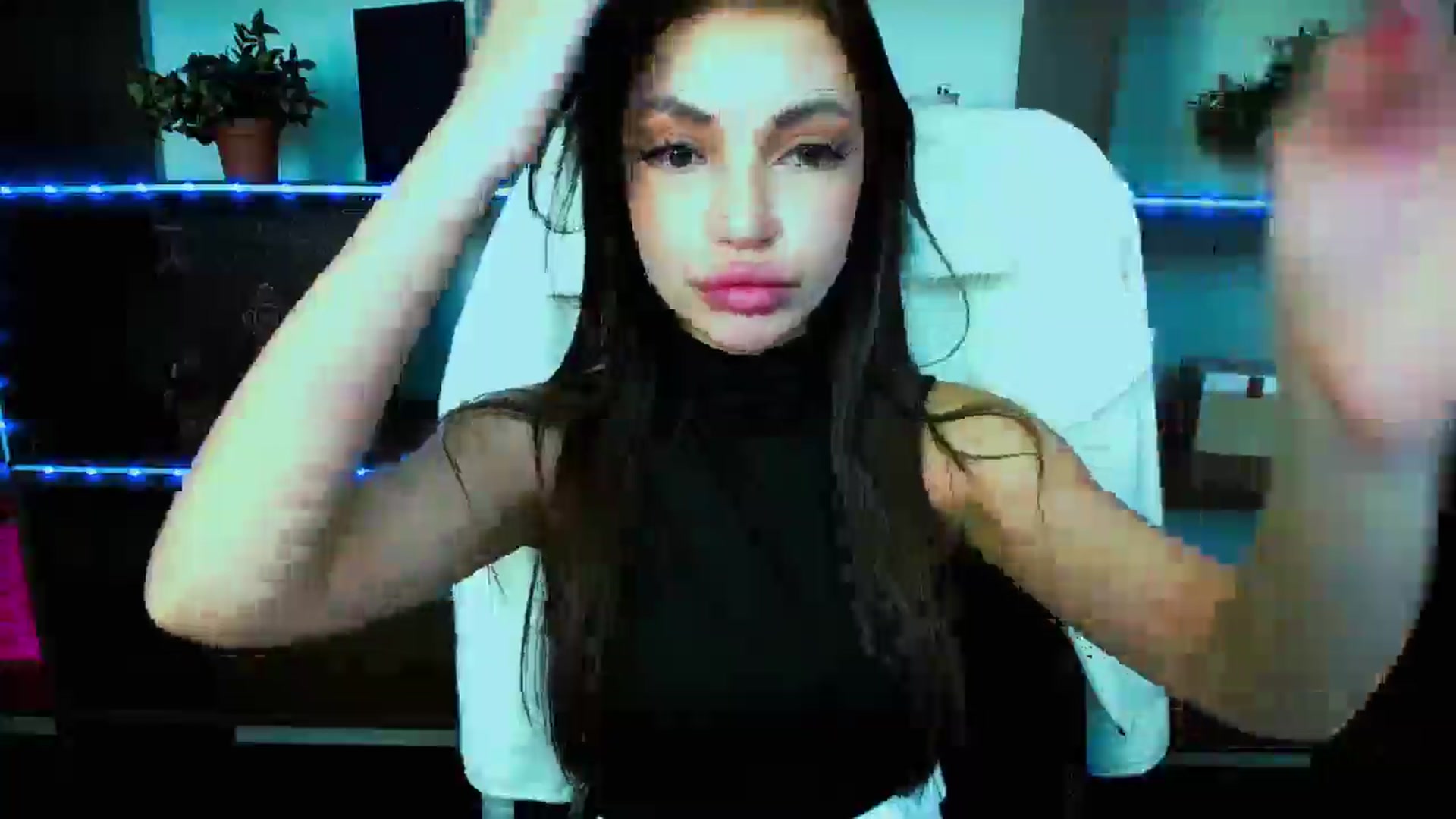 Gallery image thumbnail from Lexi_Jos's myfreecams stream on, 04/19/2025, 13:27 image 9 of 20