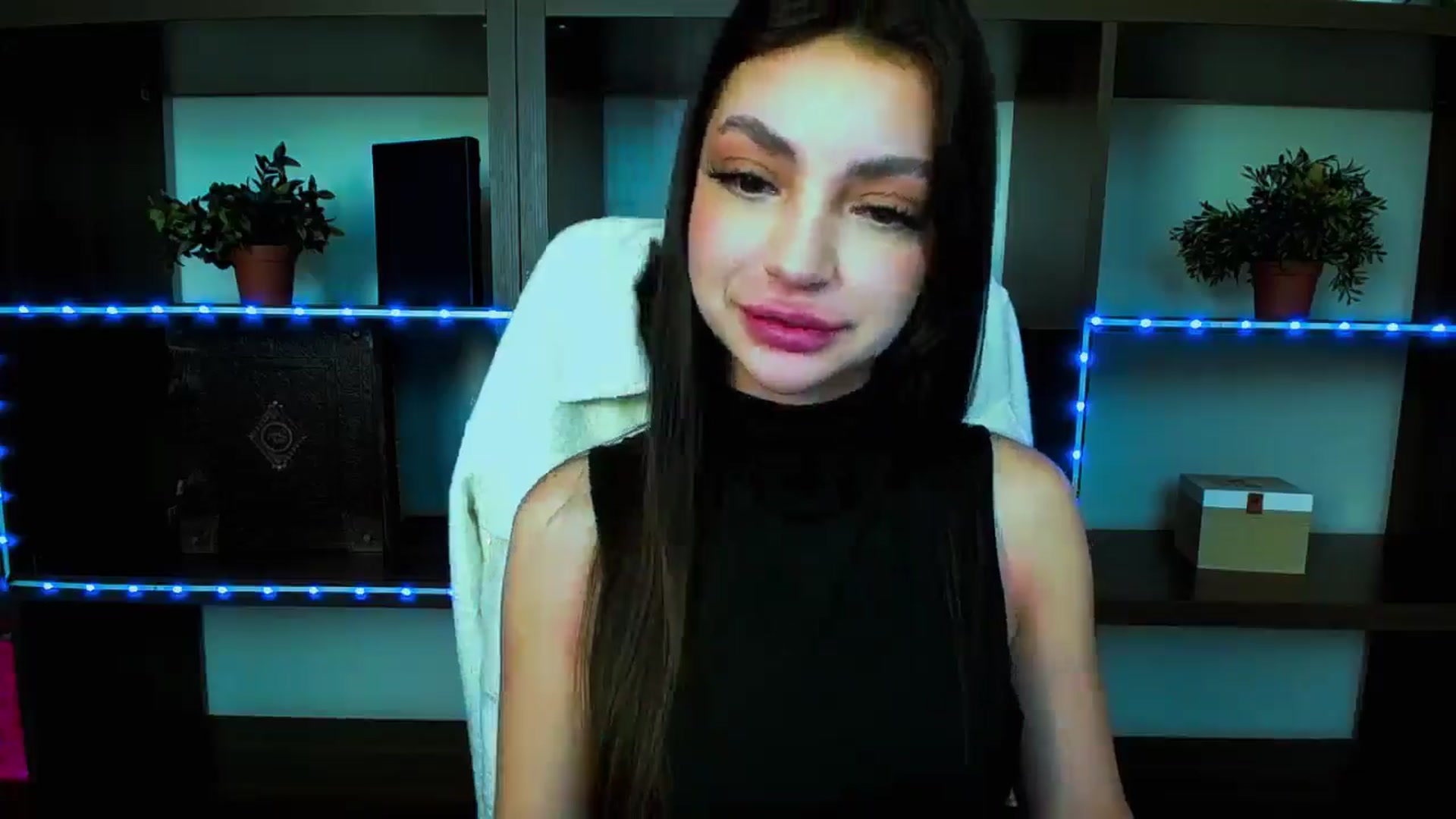 Gallery image thumbnail from Lexi_Jos's myfreecams stream on, 04/19/2025, 14:56 image 8 of 20