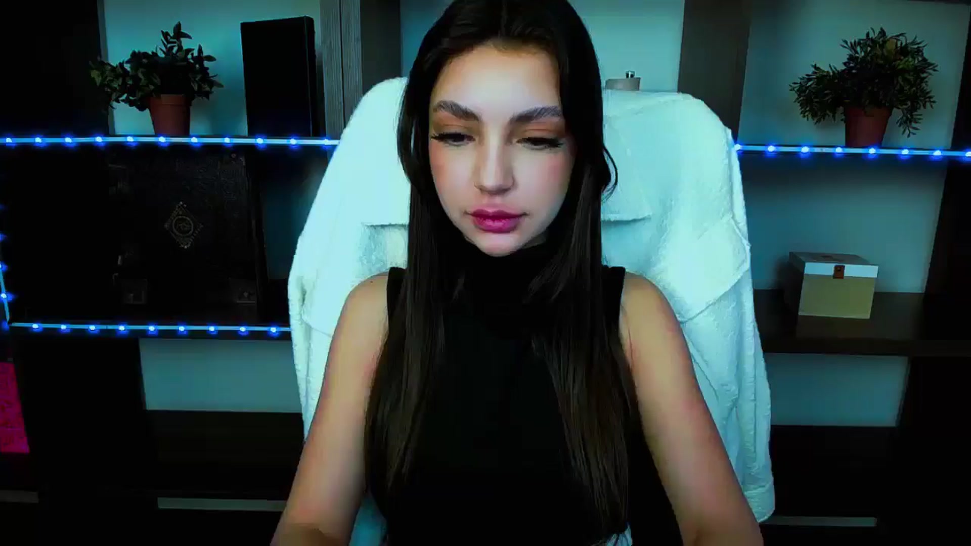 Gallery image thumbnail from Lexi_Jos's myfreecams stream on, 04/19/2025, 14:56 image 2 of 20