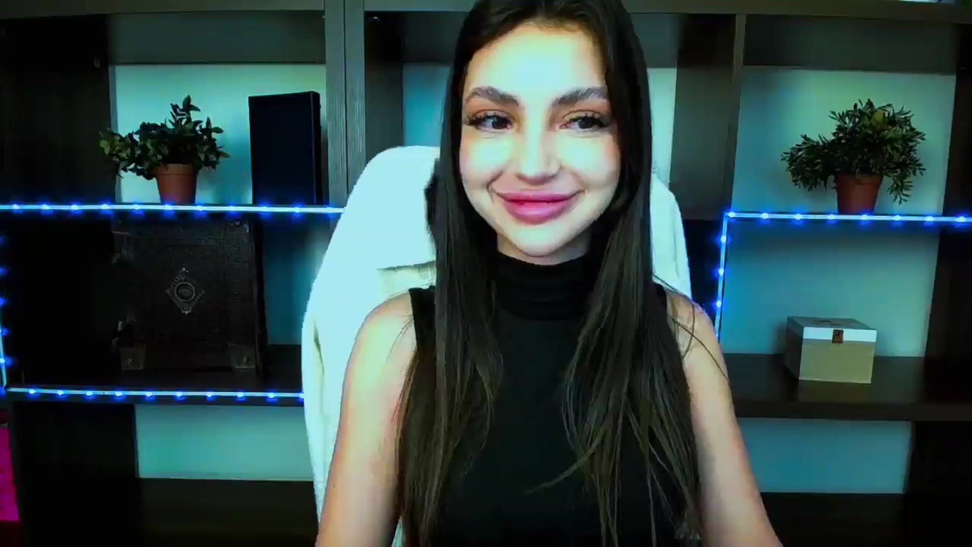 Gallery image thumbnail from Lexi_Jos's myfreecams stream on, 04/19/2025, 14:56 image 9 of 20