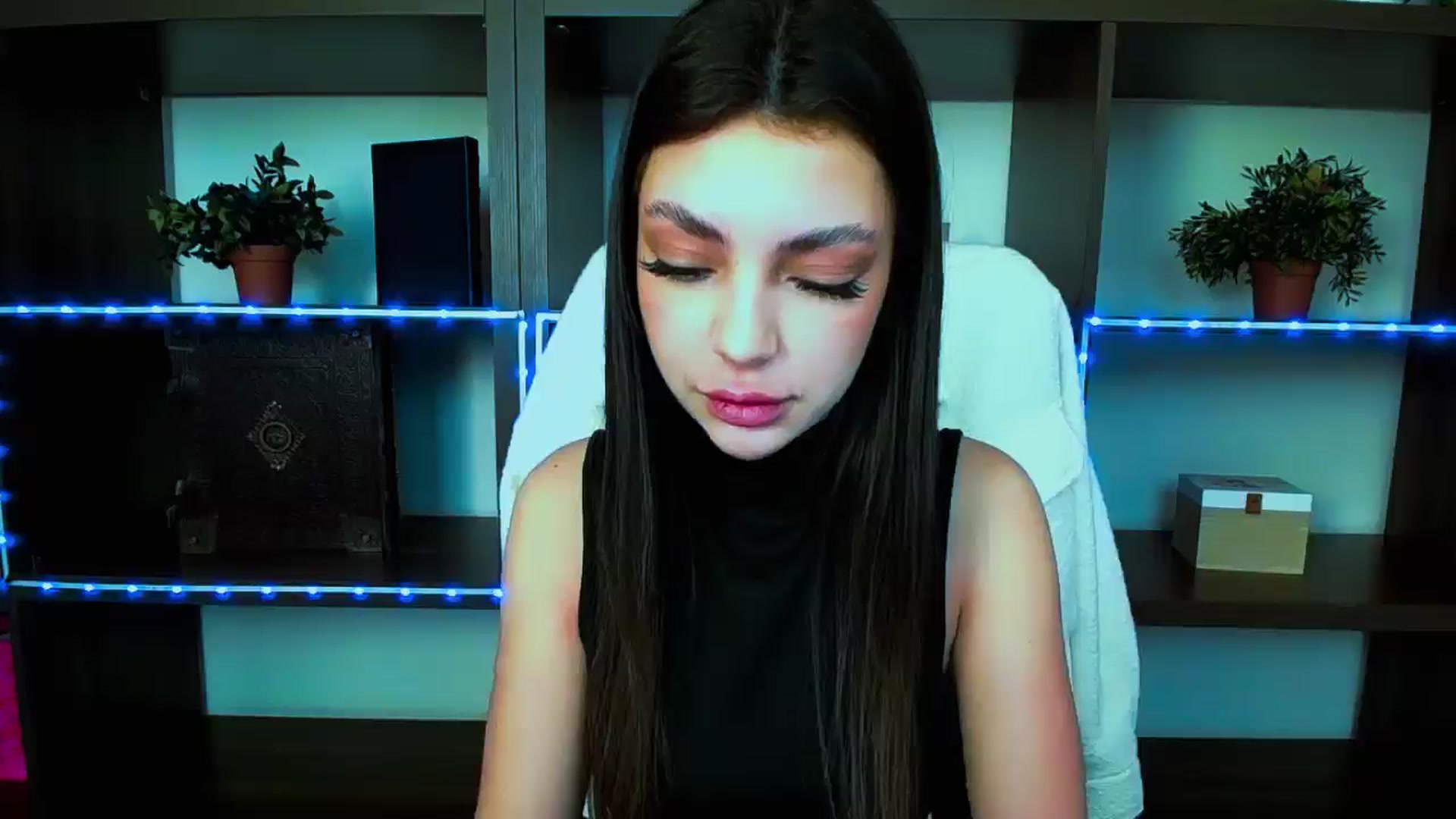 Gallery image thumbnail from Lexi_Jos's myfreecams stream on, 04/19/2025, 14:56 image 15 of 20
