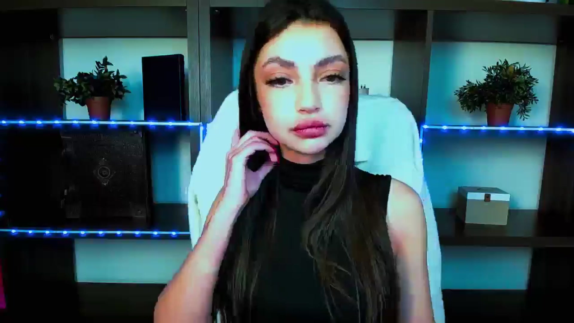 Gallery image thumbnail from Lexi_Jos's myfreecams stream on, 04/19/2025, 15:48 image 15 of 20
