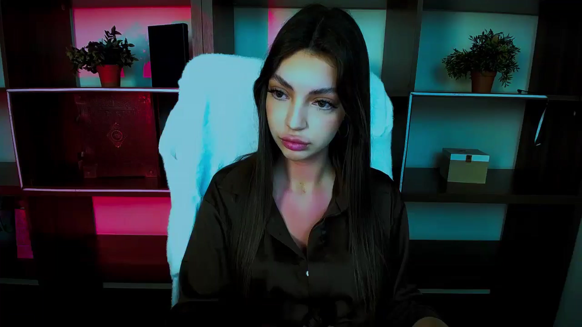 Gallery image thumbnail from Lexi_Jos's myfreecams stream on, 04/20/2025, 11:51 image 7 of 20