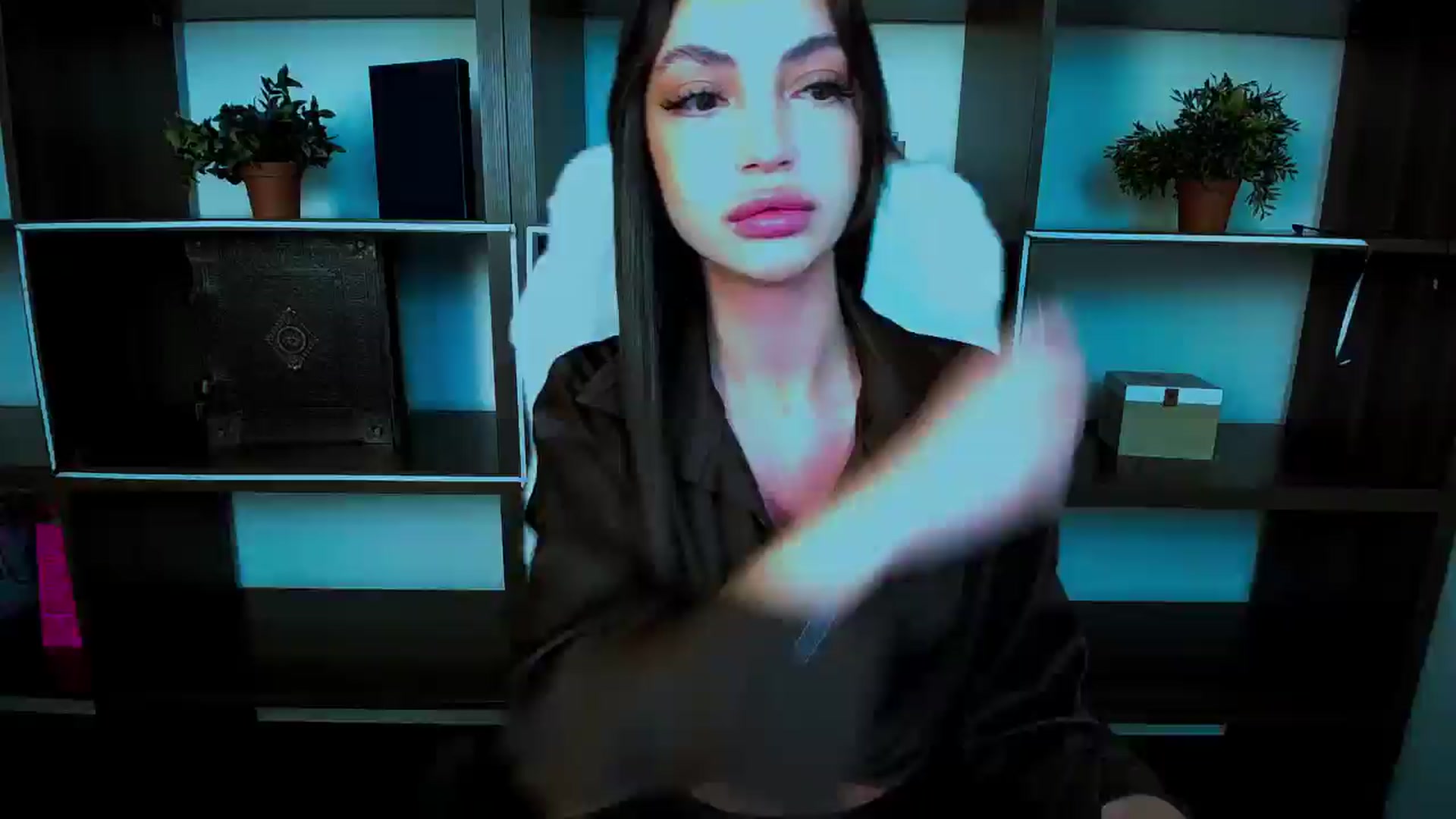 Gallery image thumbnail from Lexi_Jos's myfreecams stream on, 04/20/2025, 11:51 image 1 of 20