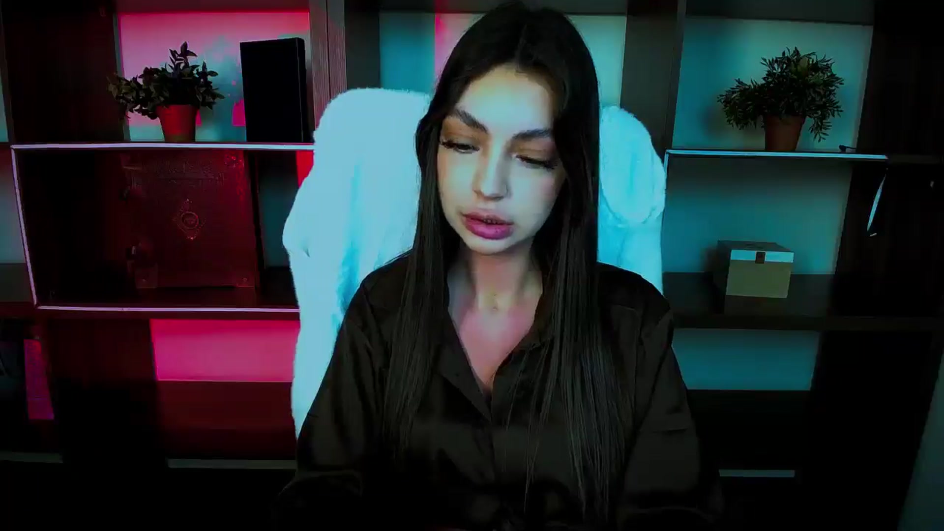Gallery image thumbnail from Lexi_Jos's myfreecams stream on, 04/20/2025, 11:51 image 6 of 20