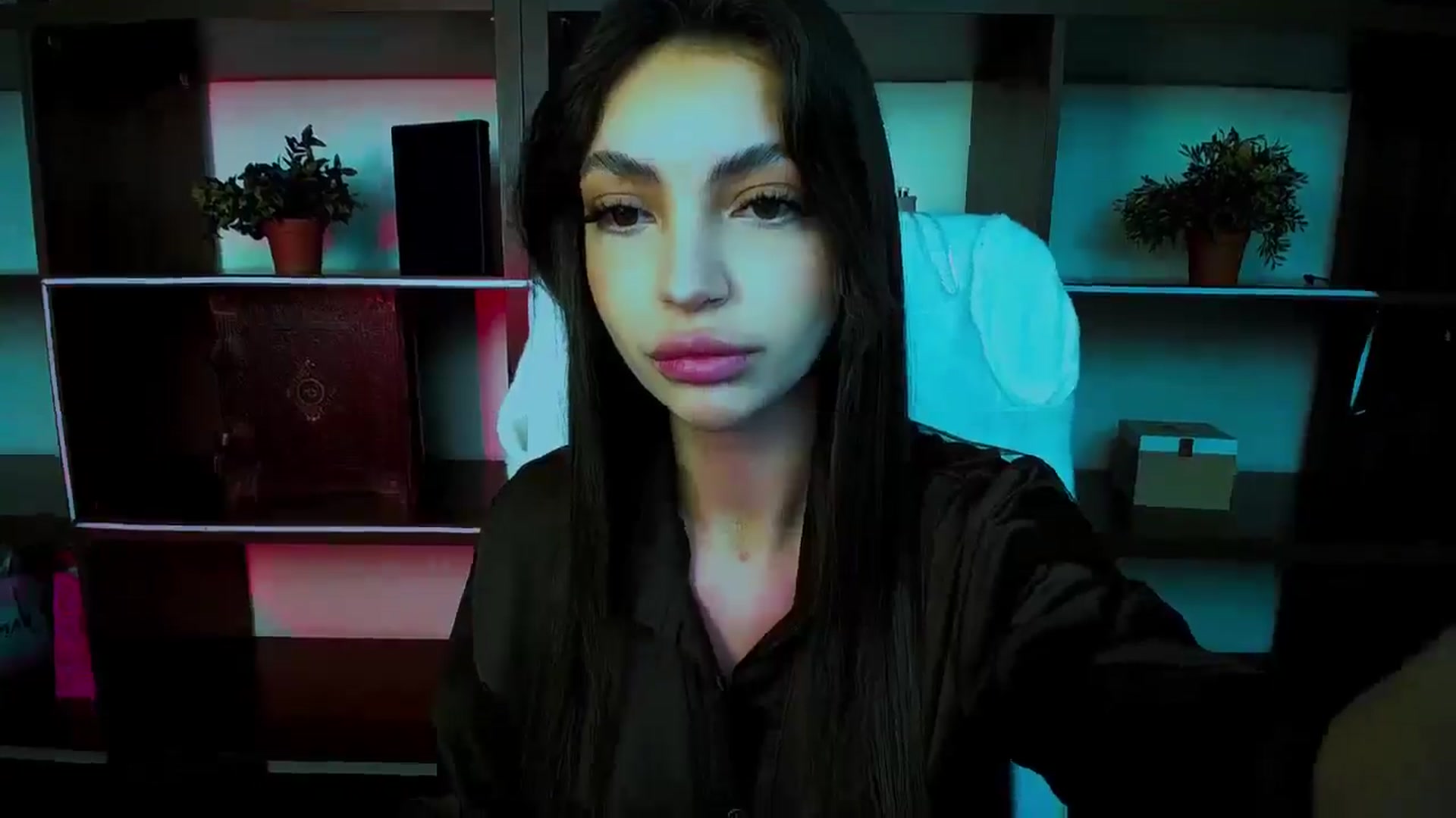 Gallery image thumbnail from Lexi_Jos's myfreecams stream on, 04/20/2025, 13:14 image 2 of 20