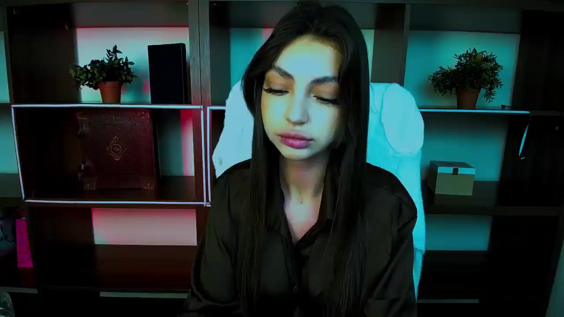 Gallery image thumbnail from Lexi_Jos's myfreecams stream on, 04/20/2025, 13:14 image 6 of 20