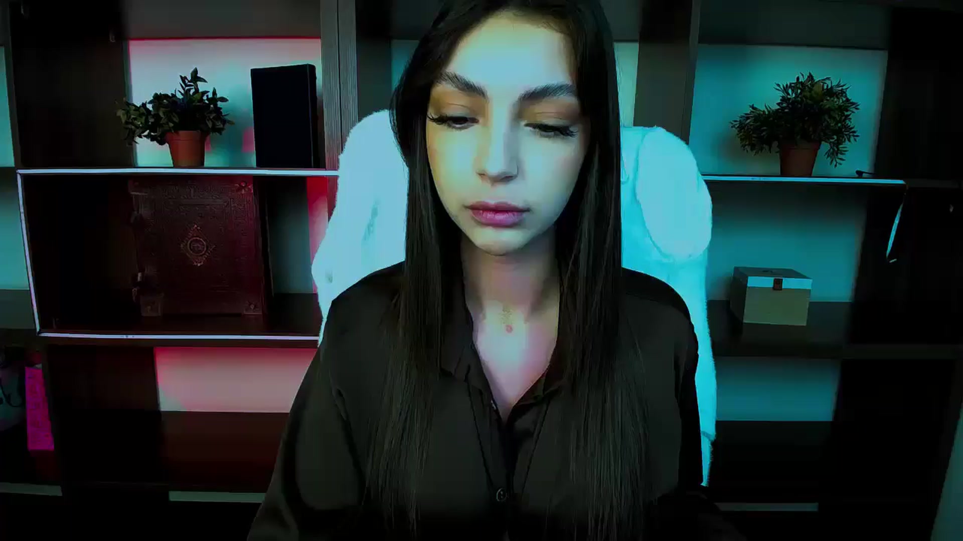 Gallery image thumbnail from Lexi_Jos's myfreecams stream on, 04/20/2025, 13:14 image 15 of 20