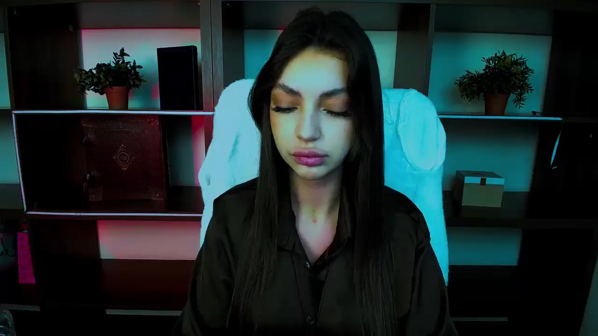 Gallery image thumbnail from Lexi_Jos's myfreecams stream on, 04/20/2025, 13:14 image 9 of 20
