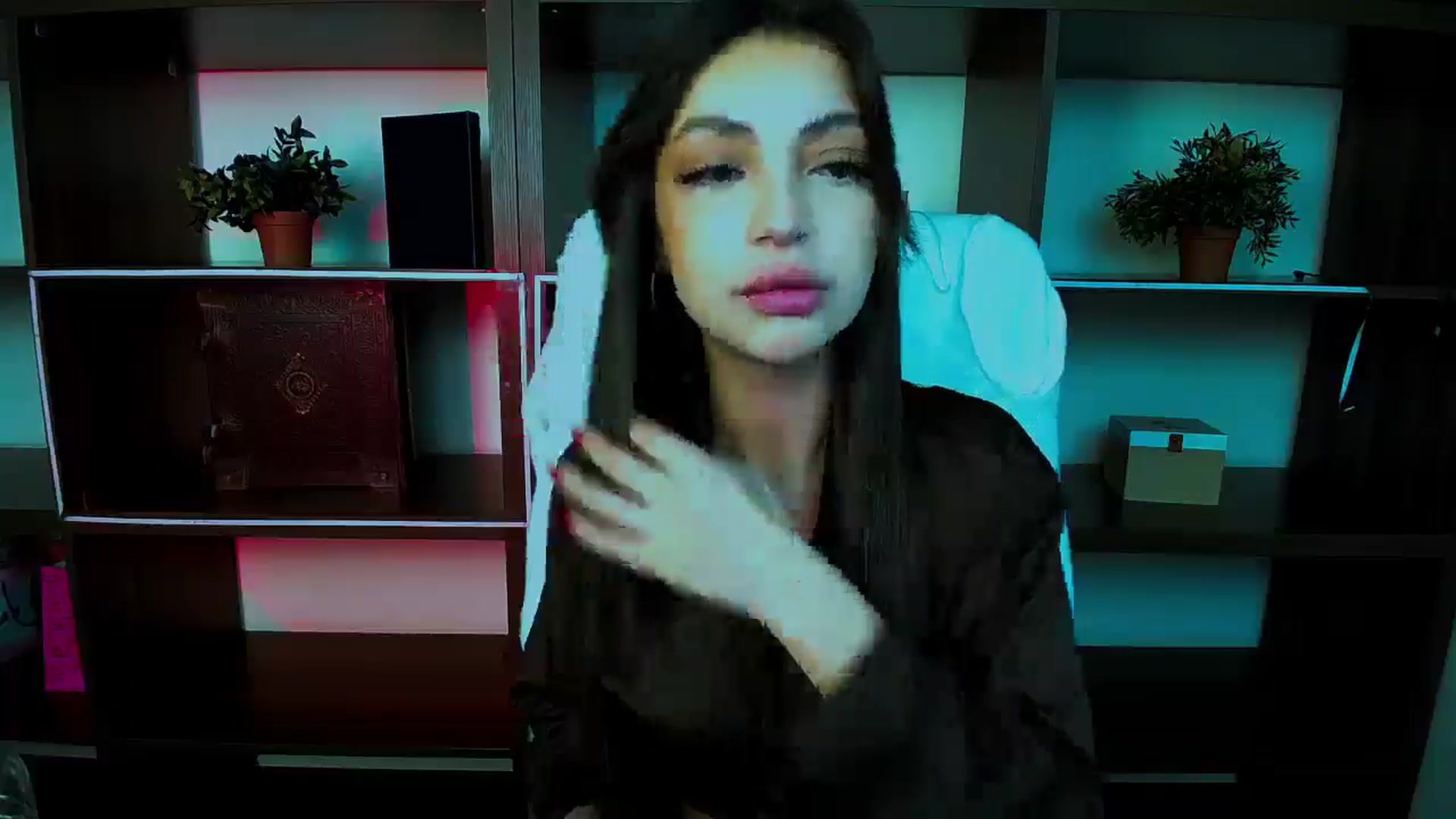 Gallery image thumbnail from Lexi_Jos's myfreecams stream on, 04/20/2025, 13:14 image 5 of 20