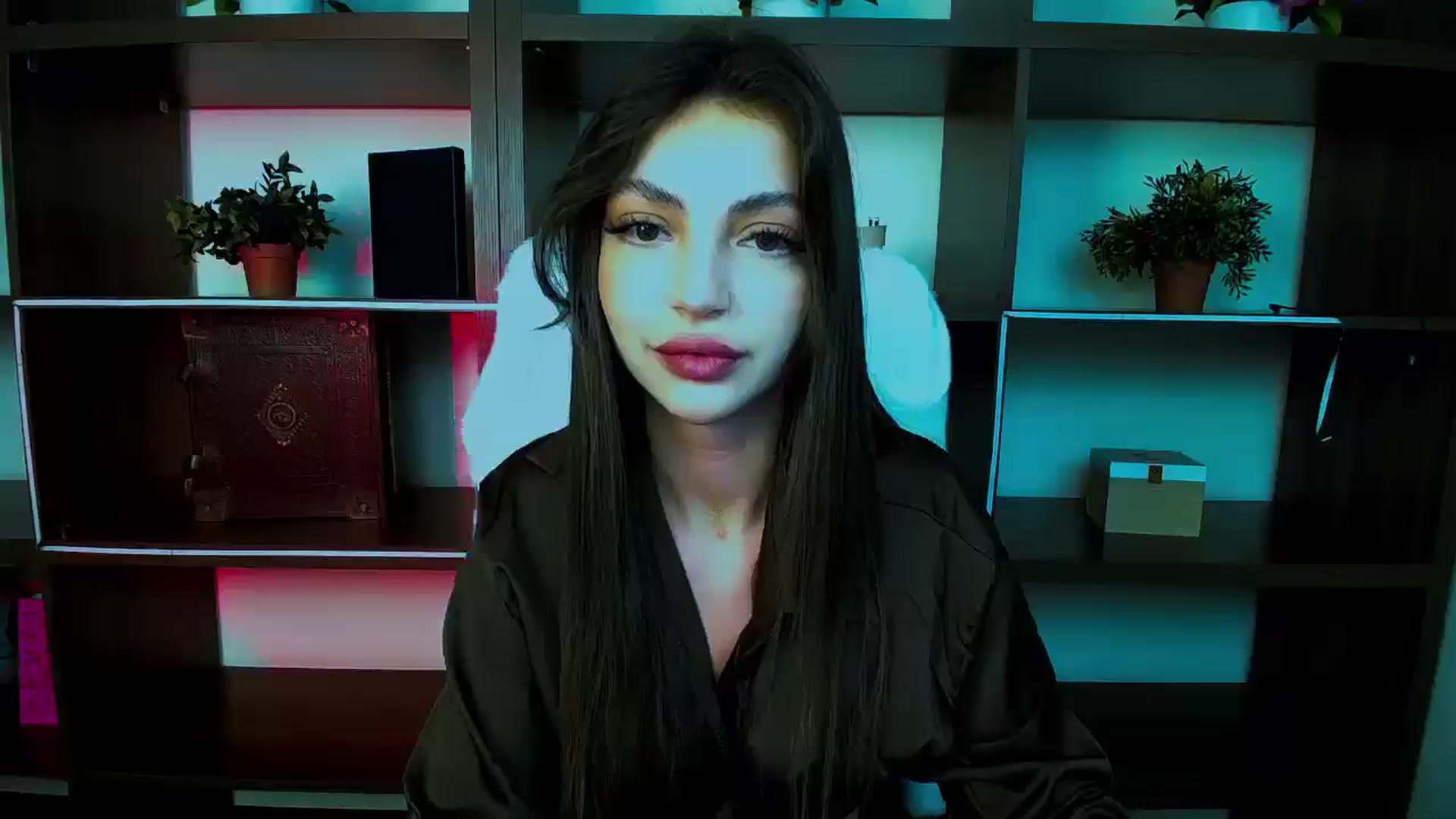 Gallery image thumbnail from Lexi_Jos's myfreecams stream on, 04/20/2025, 15:53 image 18 of 20