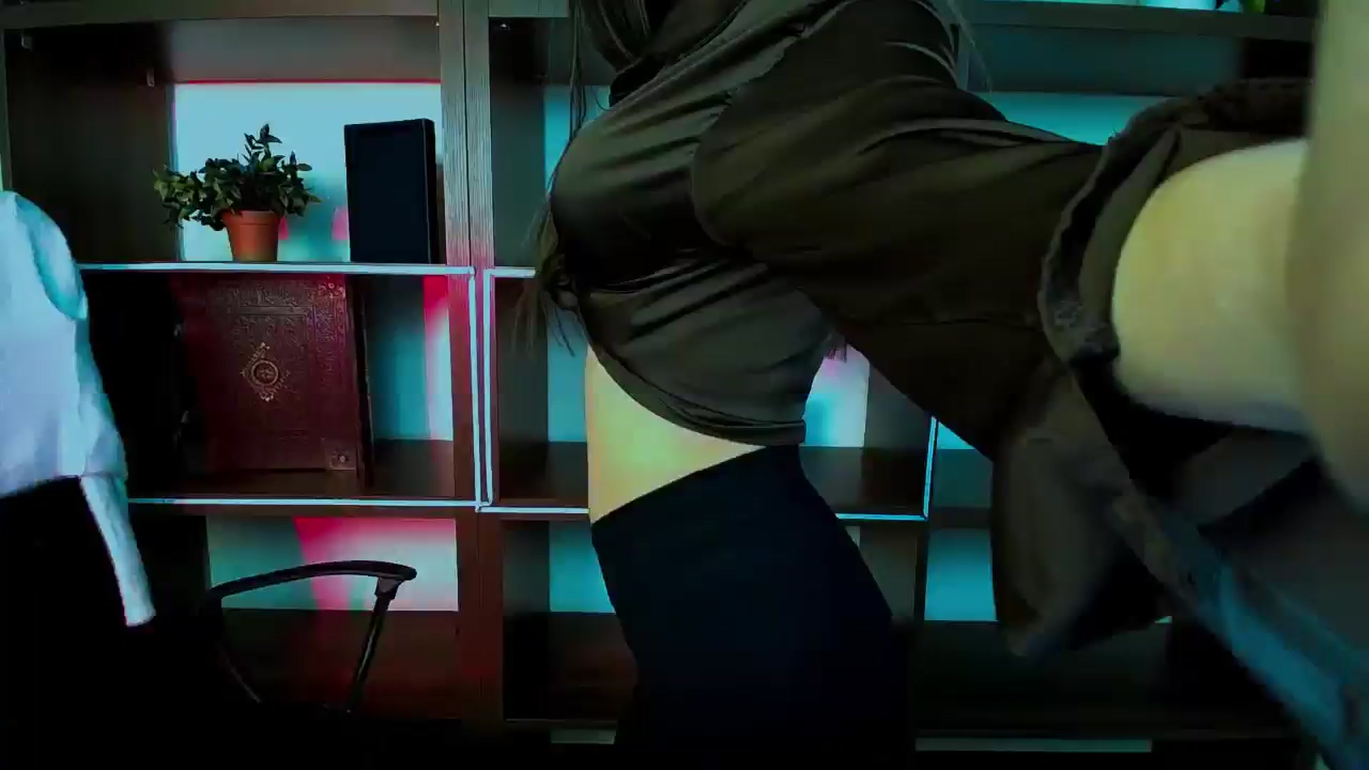 Gallery image thumbnail from Lexi_Jos's myfreecams stream on, 04/20/2025, 15:53 image 14 of 20