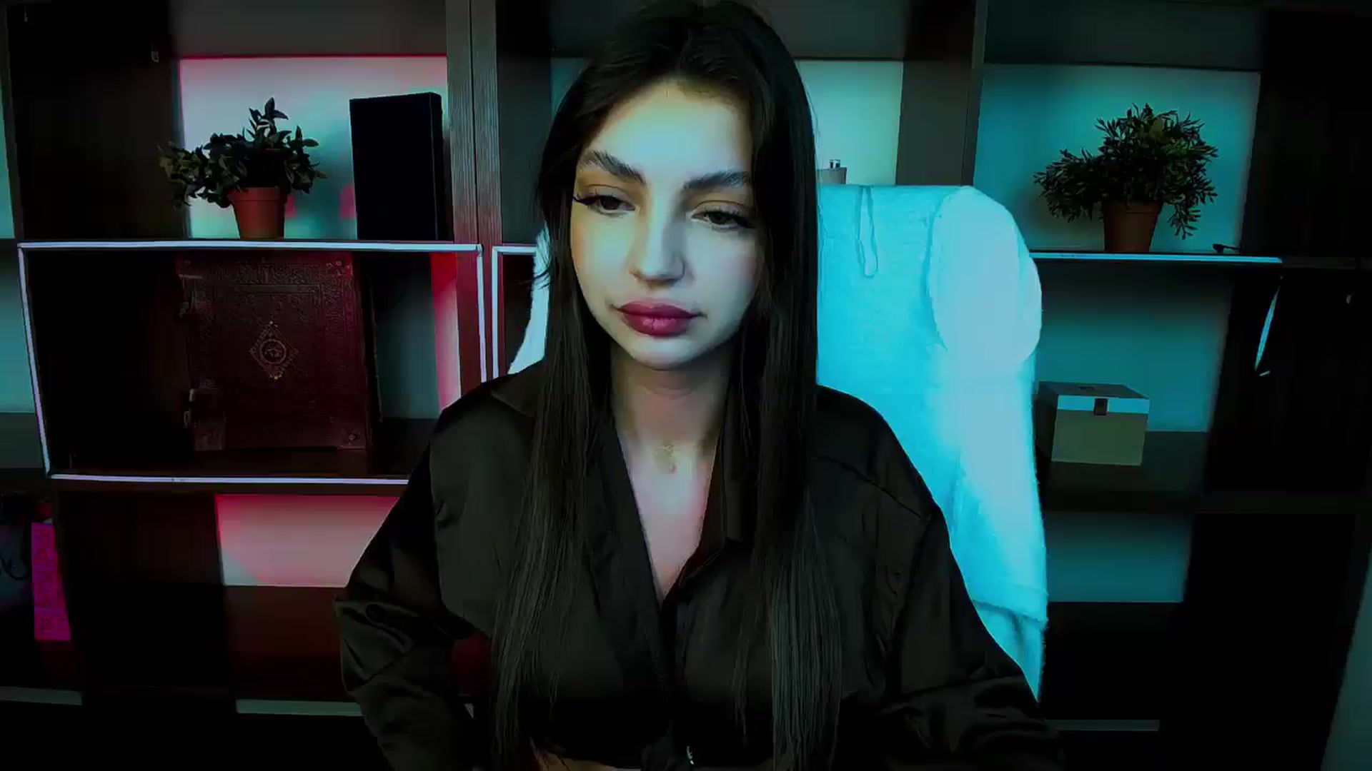 Gallery image thumbnail from Lexi_Jos's myfreecams stream on, 04/20/2025, 15:53 image 6 of 20