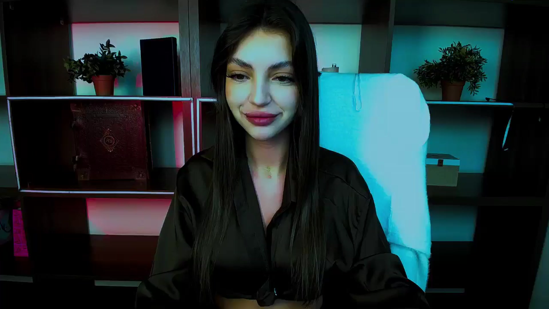 Gallery image thumbnail from Lexi_Jos's myfreecams stream on, 04/20/2025, 15:53 image 4 of 20
