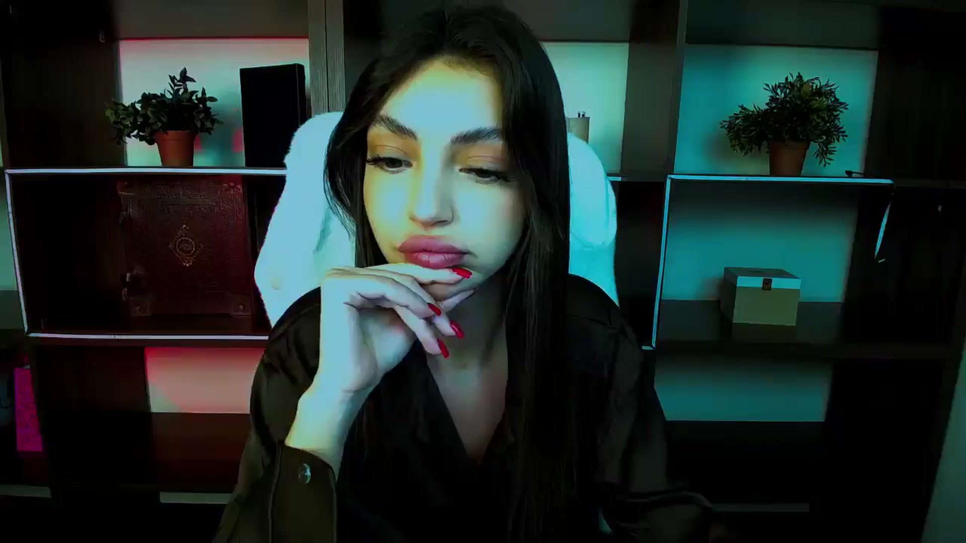 Gallery image thumbnail from Lexi_Jos's myfreecams stream on, 04/20/2025, 17:34 image 12 of 20