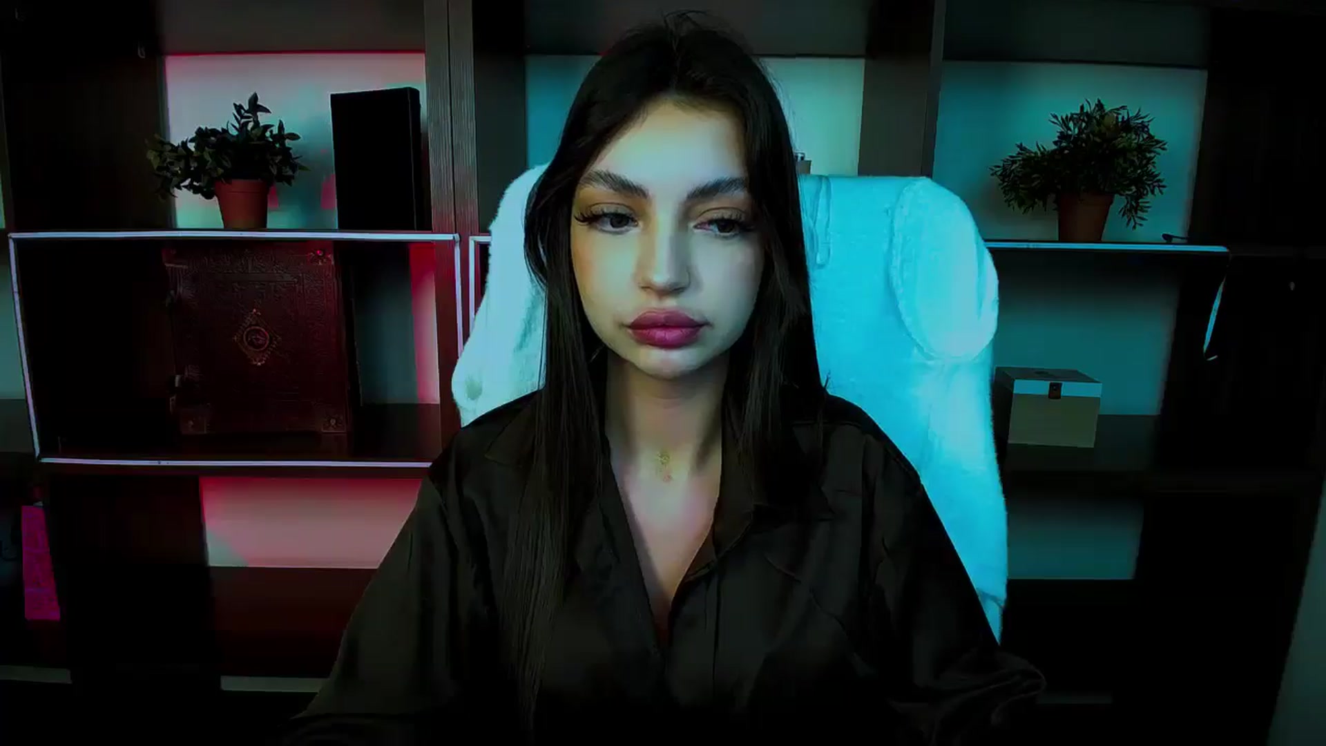 Gallery image thumbnail from Lexi_Jos's myfreecams stream on, 04/20/2025, 17:34 image 7 of 20