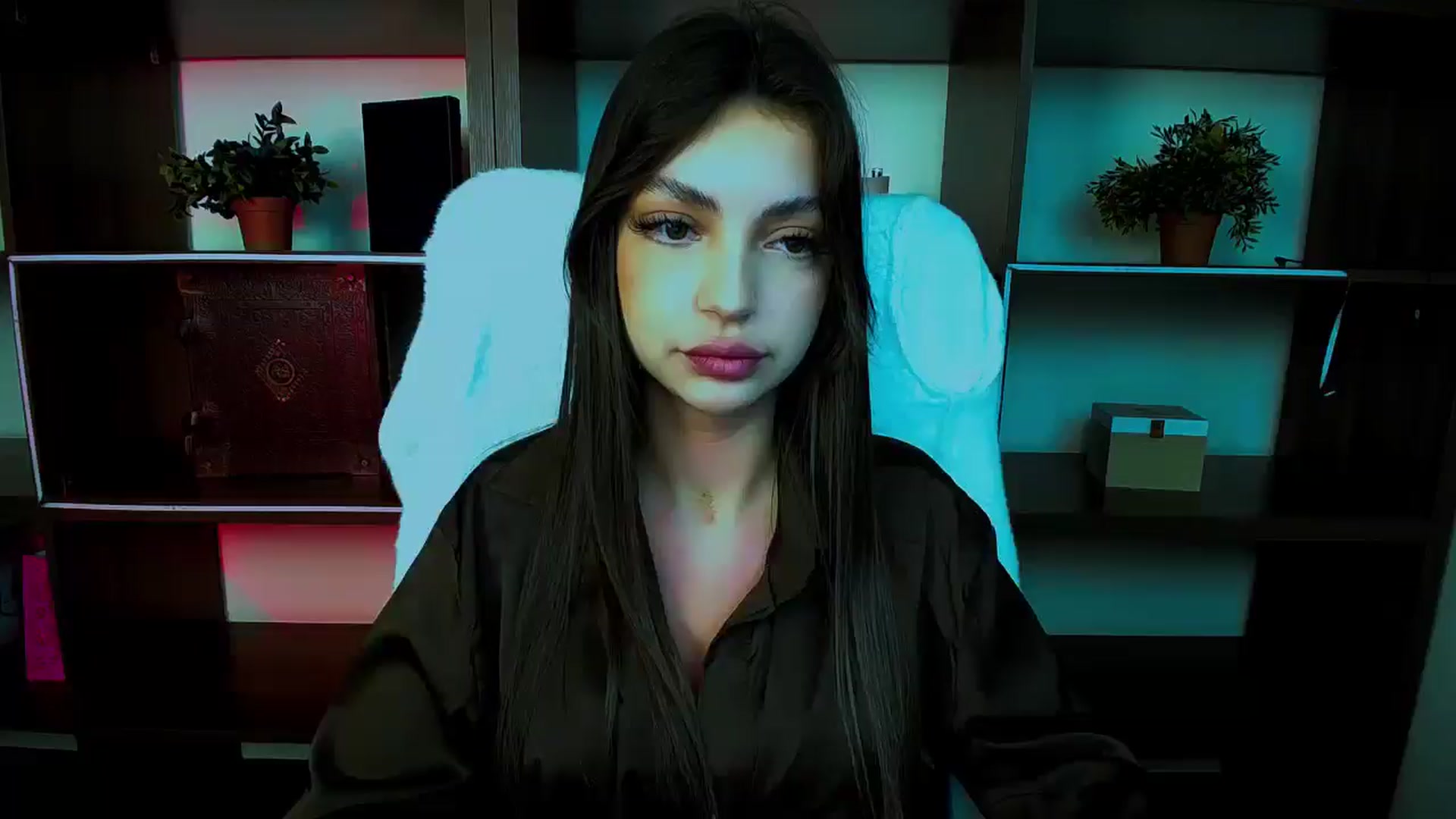Gallery image thumbnail from Lexi_Jos's myfreecams stream on, 04/20/2025, 17:34 image 16 of 20