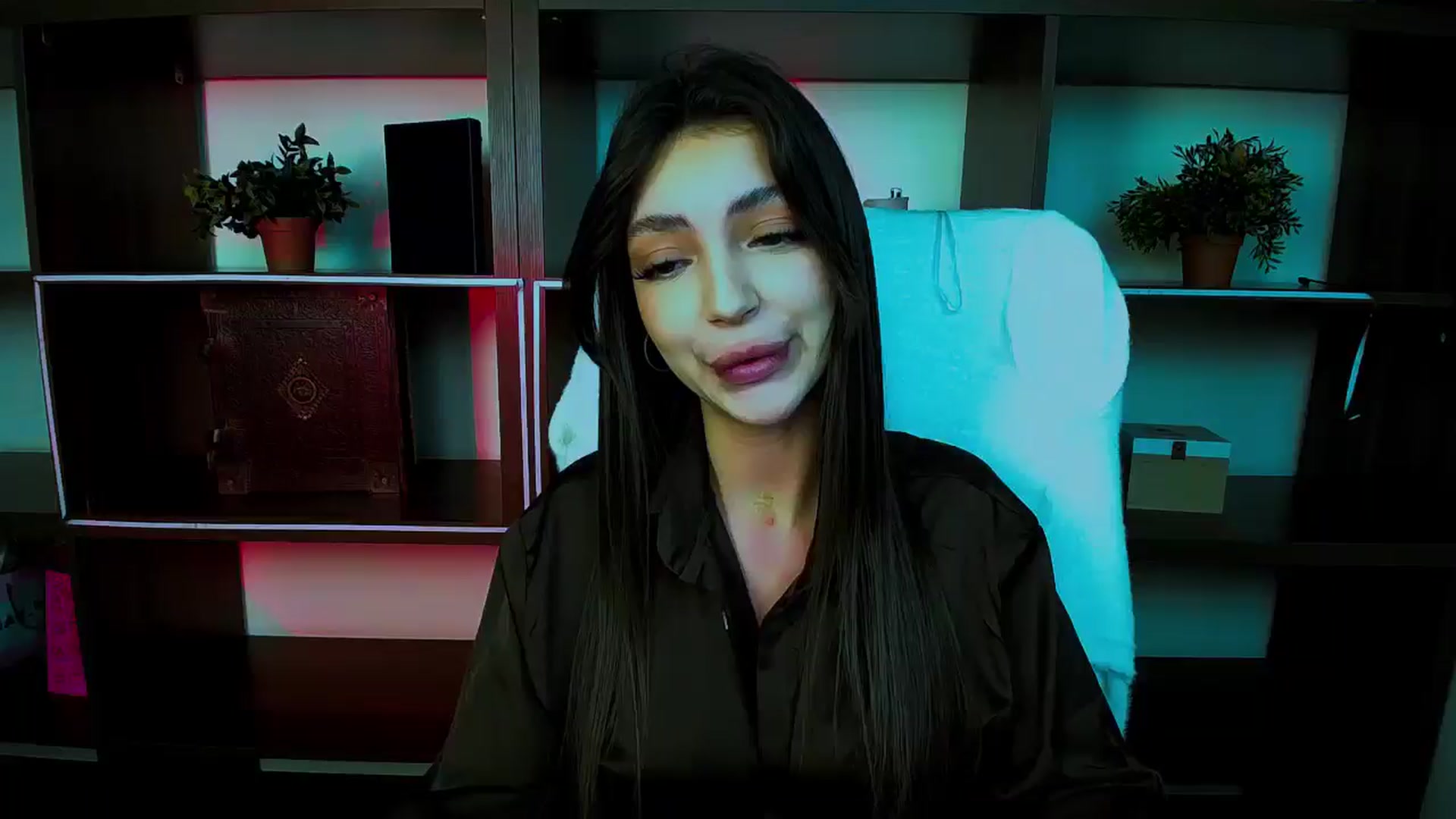 Gallery image thumbnail from Lexi_Jos's myfreecams stream on, 04/20/2025, 18:58 image 3 of 20