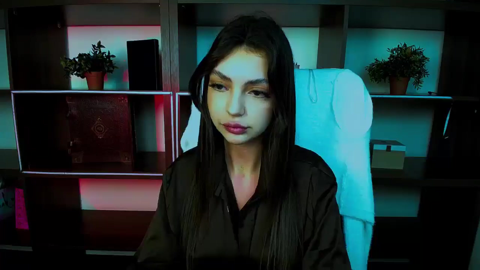 Gallery image thumbnail from Lexi_Jos's myfreecams stream on, 04/20/2025, 18:58 image 5 of 20