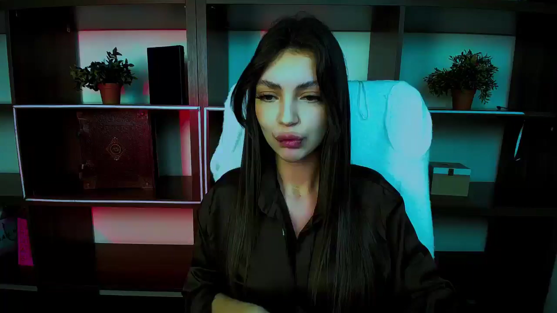 Gallery image thumbnail from Lexi_Jos's myfreecams stream on, 04/20/2025, 18:58 image 1 of 20
