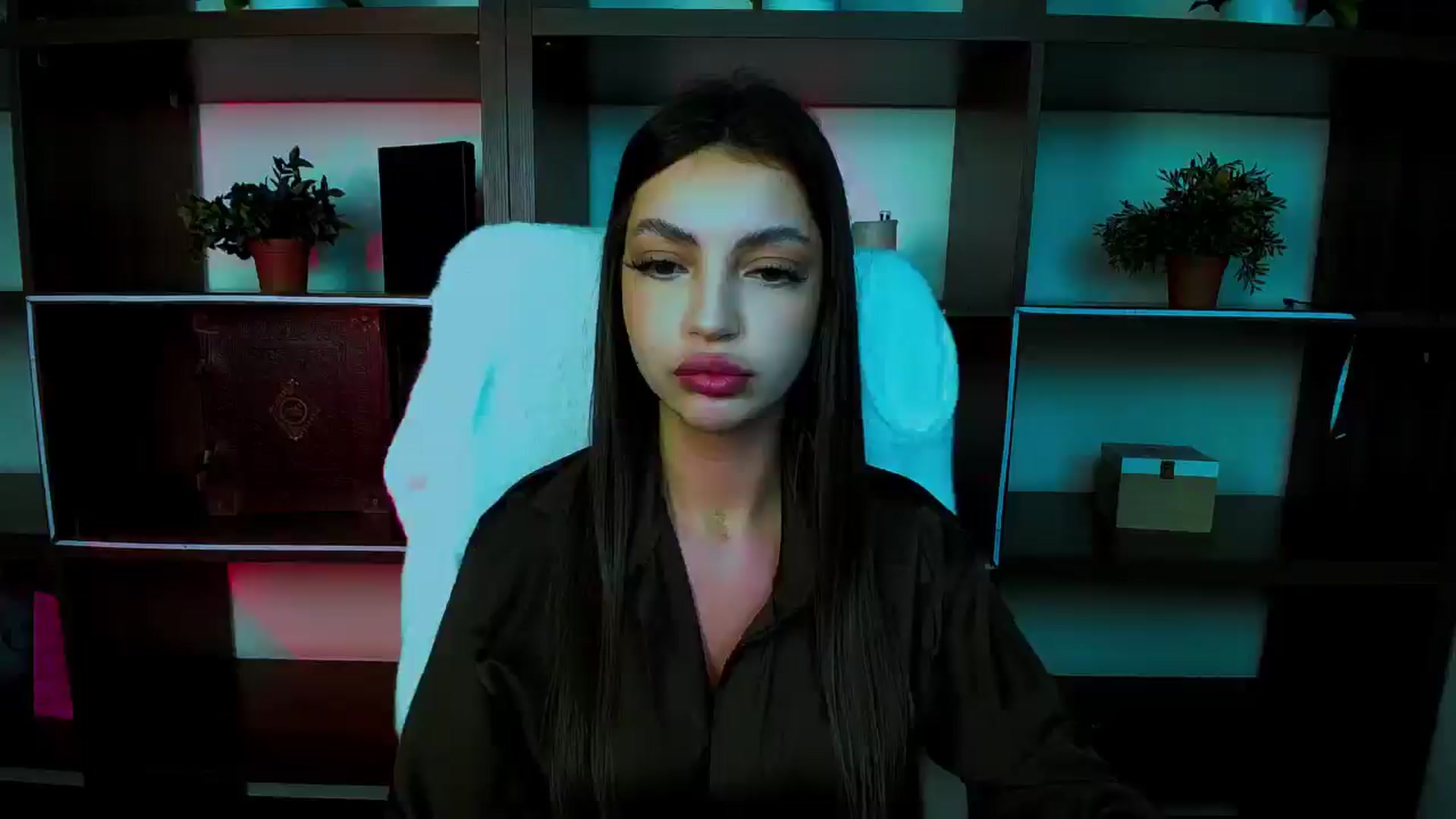 Gallery image thumbnail from Lexi_Jos's myfreecams stream on, 04/20/2025, 19:55 image 7 of 20