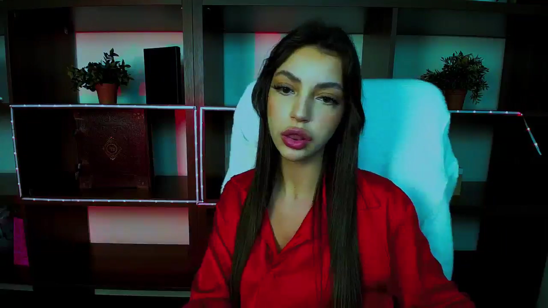 Gallery image thumbnail from Lexi_Jos's myfreecams stream on, 04/21/2025, 18:15 image 19 of 20