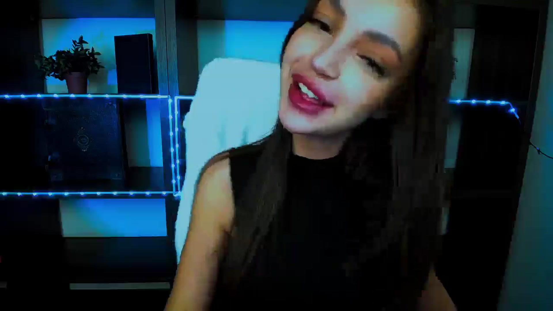Gallery image thumbnail from Lexi_Jos's myfreecams stream on, 04/22/2025, 12:34 image 18 of 20