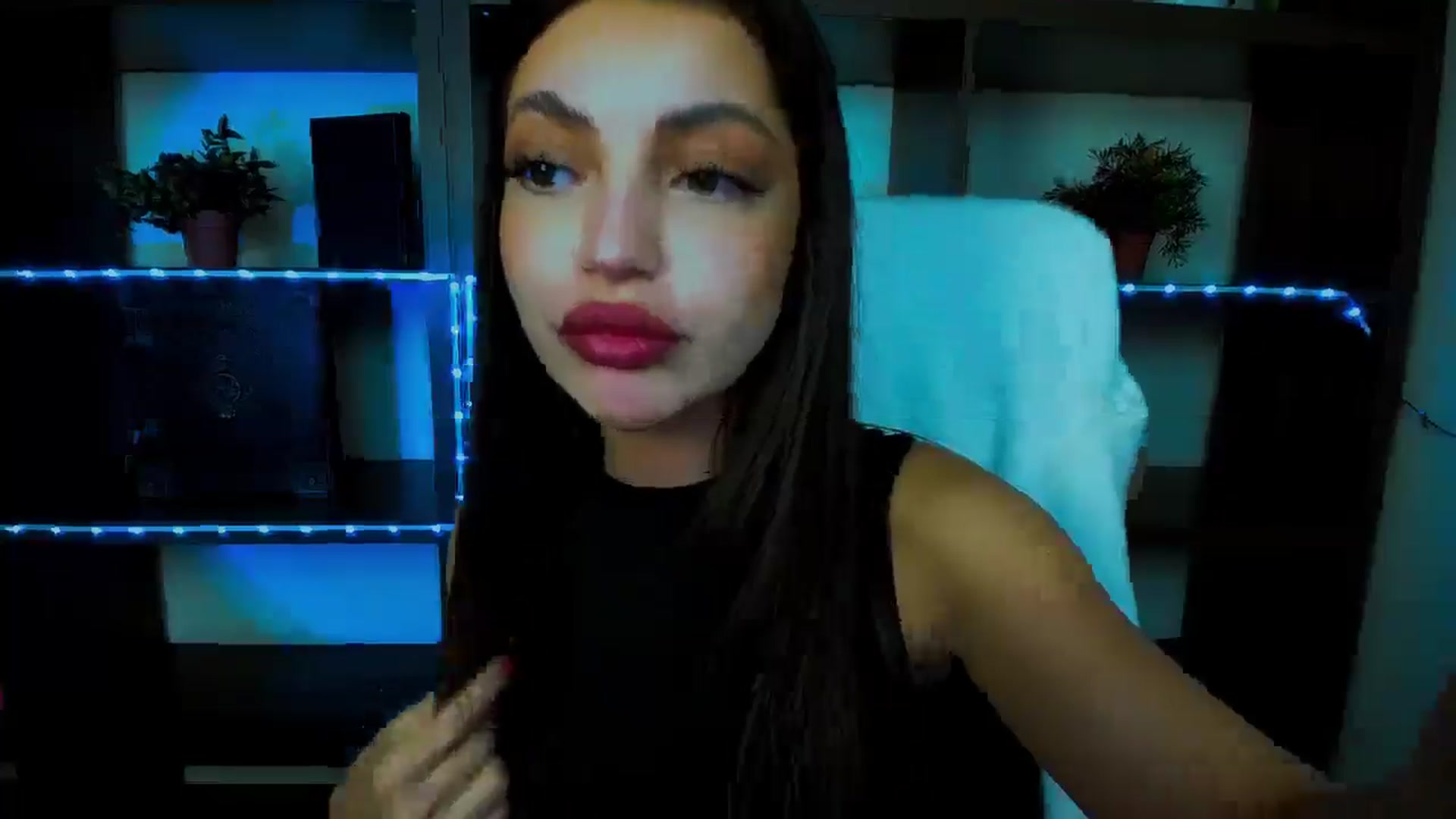 Gallery image thumbnail from Lexi_Jos's myfreecams stream on, 04/22/2025, 12:34 image 9 of 20