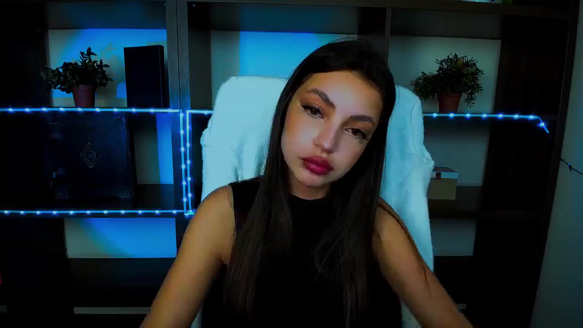 Gallery image thumbnail from Lexi_Jos's myfreecams stream on, 04/22/2025, 12:34 image 2 of 20
